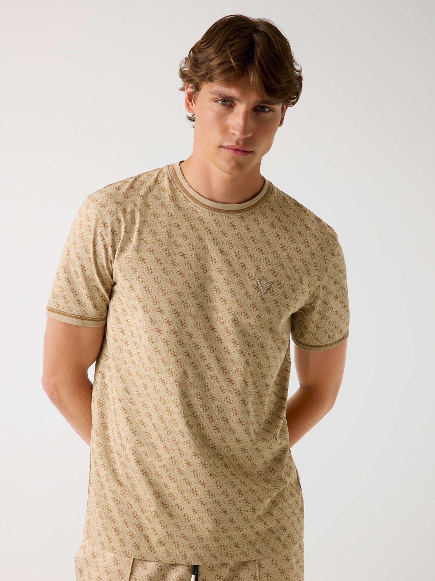 Guess T-Shirt MARSHALL Regular Fit, geringelte Bündchen