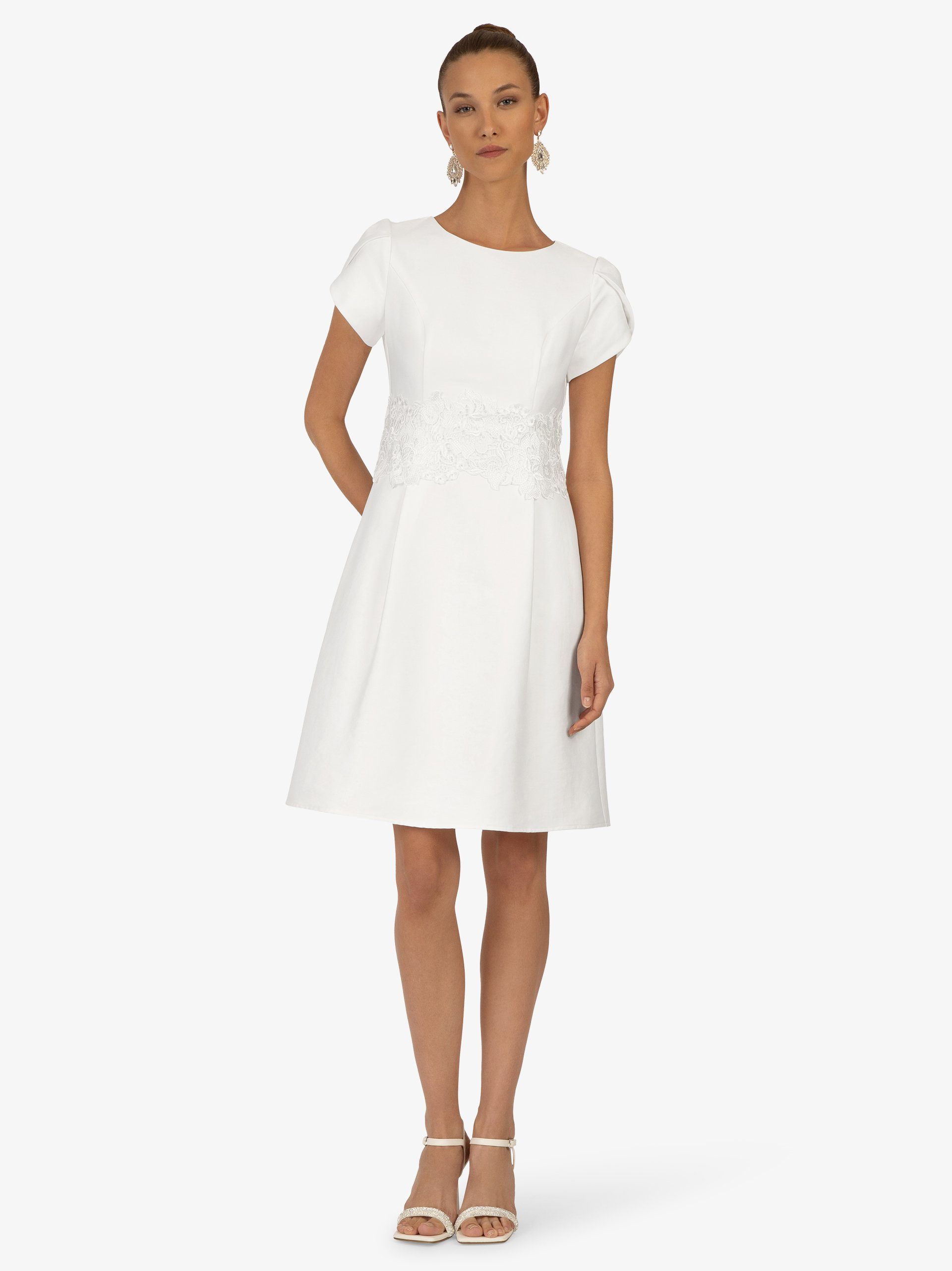 Kraimod Abendkleid mit Rundhalsausschnitt vorne