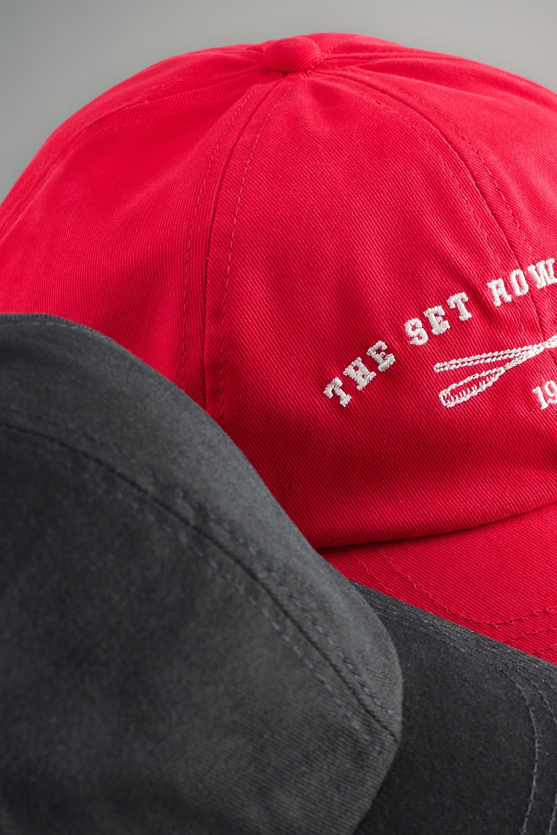 The Set Baseball Cap The Set Caps mit Grafik, 2er-Pack (2-St)