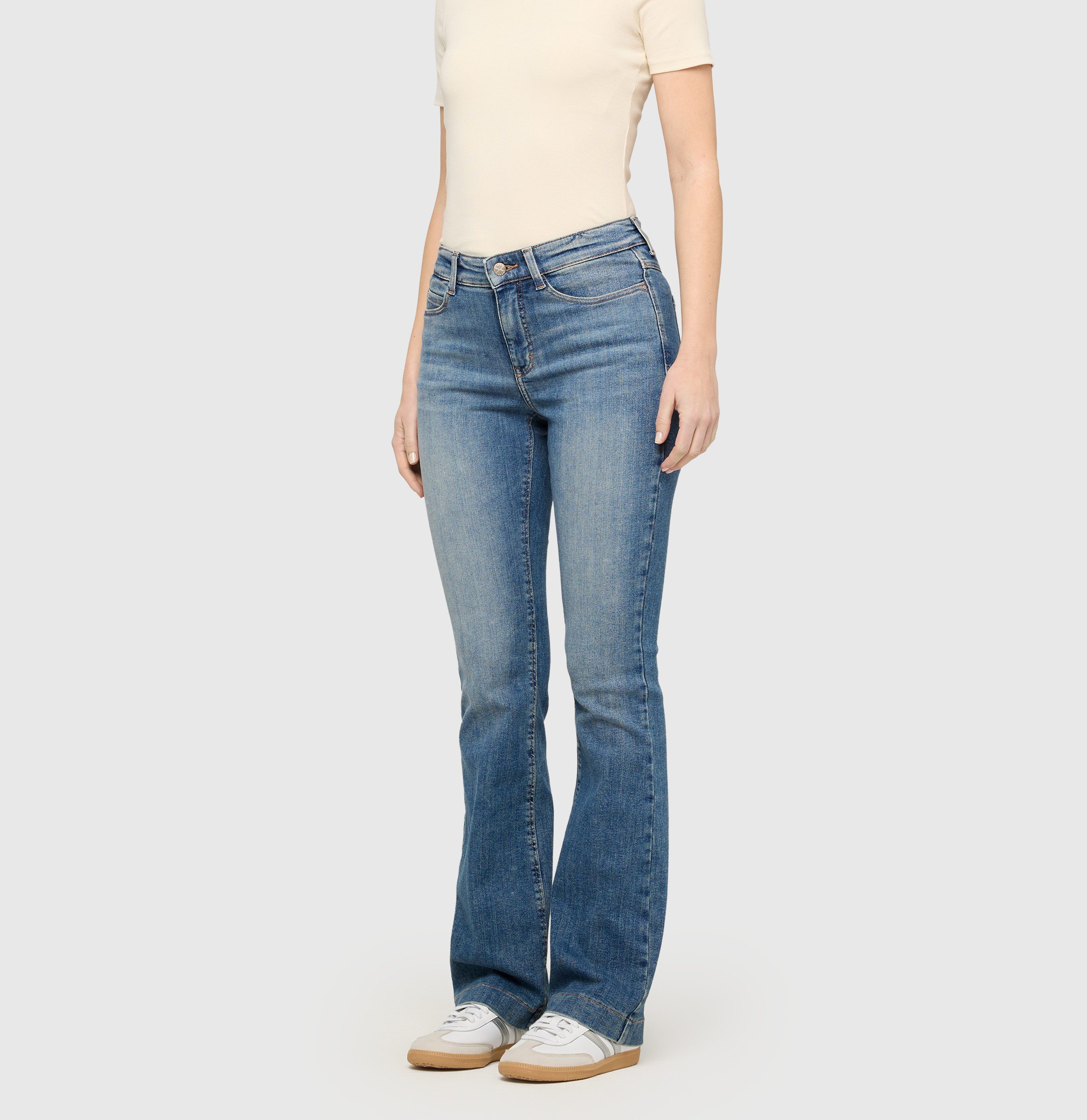 MAC Bootcut-Jeans Dream-Boot Gerade geschnitten mit leicht ausgestelltem Bein