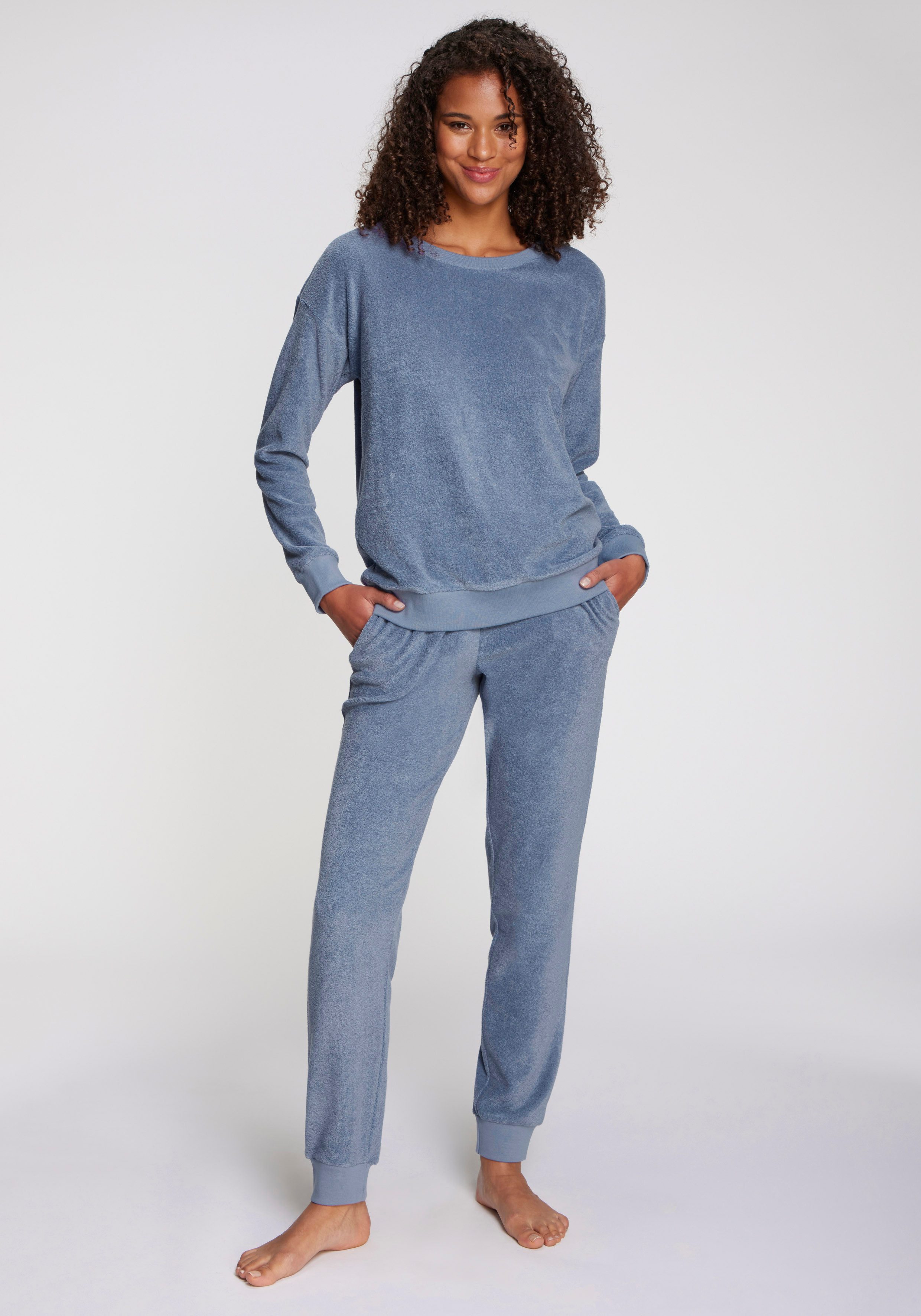 Vivance Dreams Pyjama (2 tlg) in schöner Frottee-Qualität günstig online kaufen