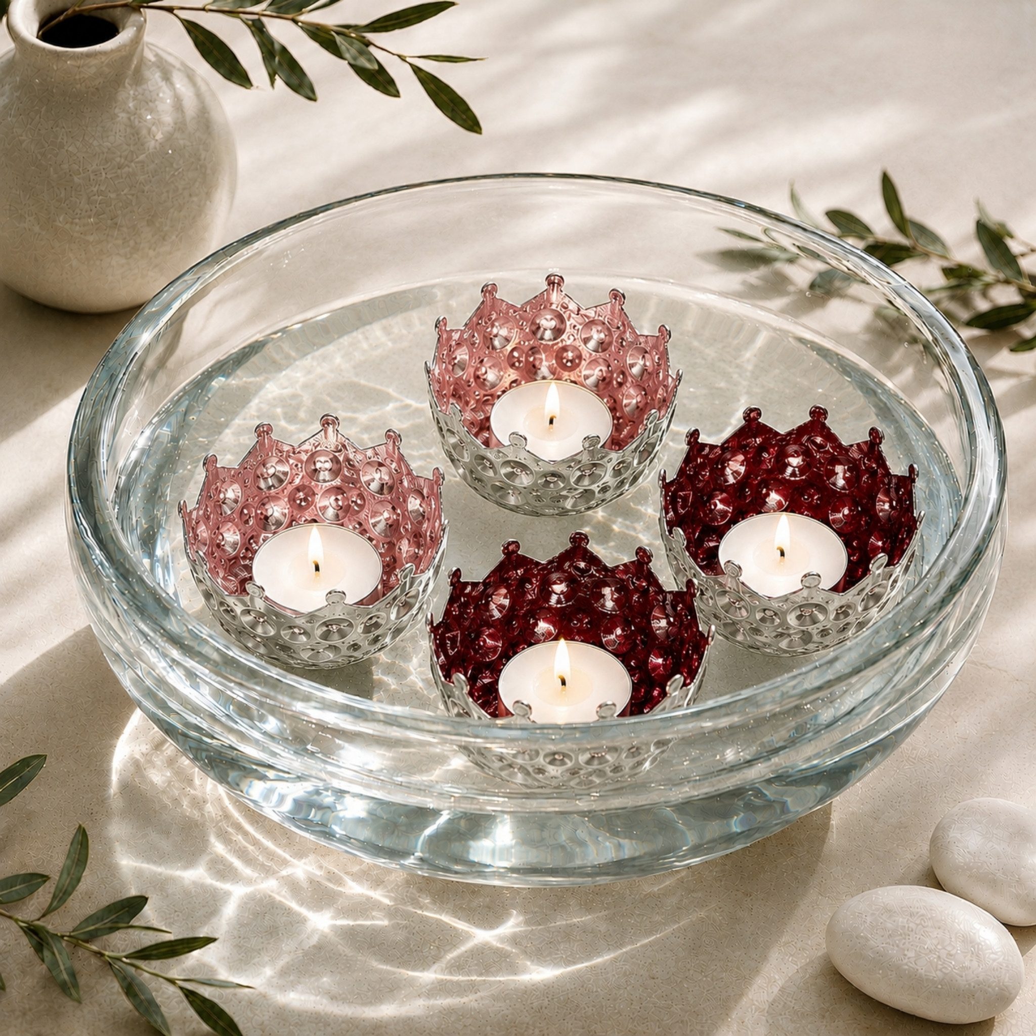 matches21 HOME & HOBBY Wasserspiel Schwimmschalen Rosa Kronen aus Eisen, 4er Set in Ø 8 cm, (4 tlg), Elegante Teelichthalter für stimmungsvolle Wasserdekoration