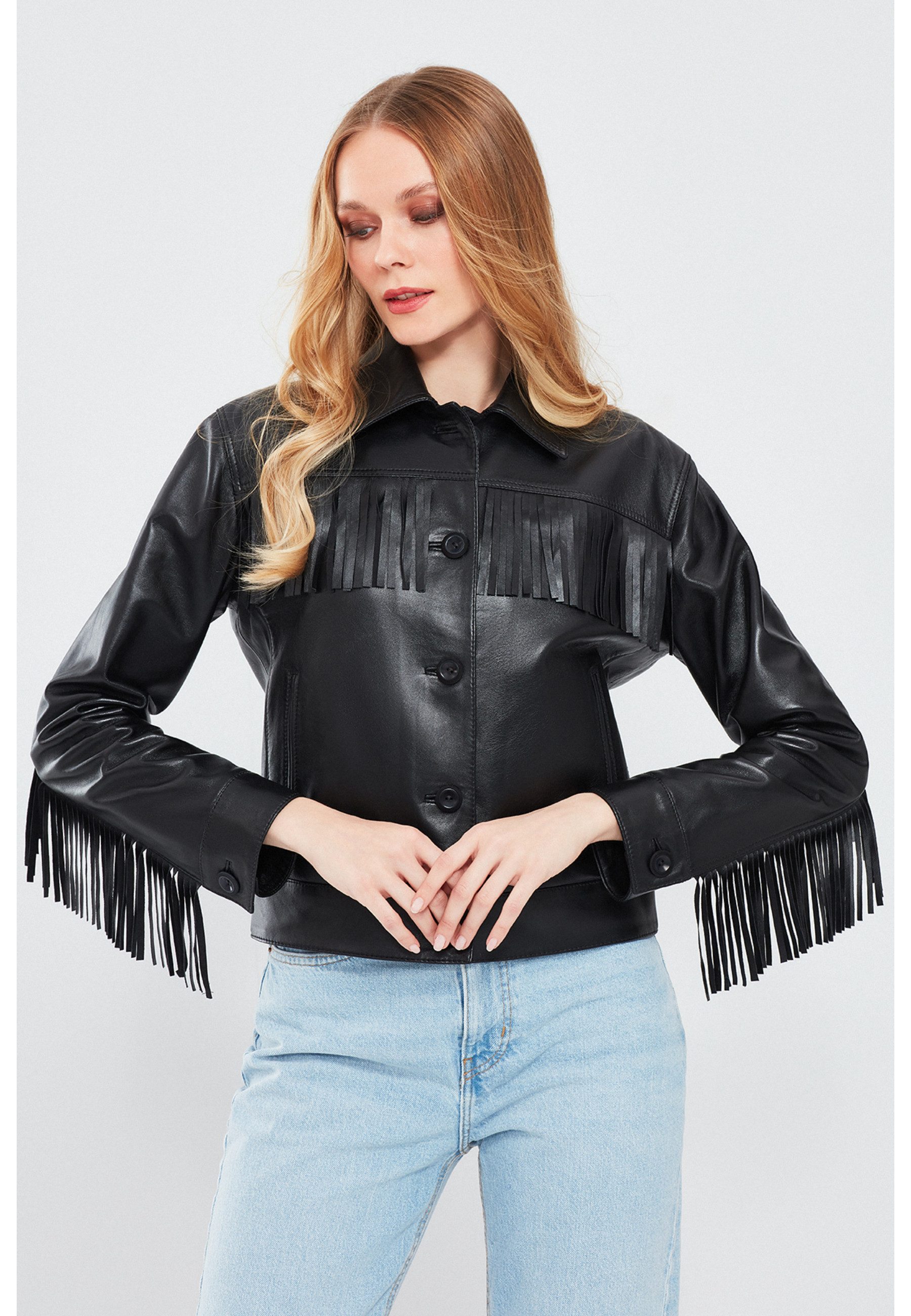 Derimod Lederjacke Luna Lederjacke mit Fransen Regular Fit, Knopfverschluss, Hemdkragen, Kurz, Textilfutter