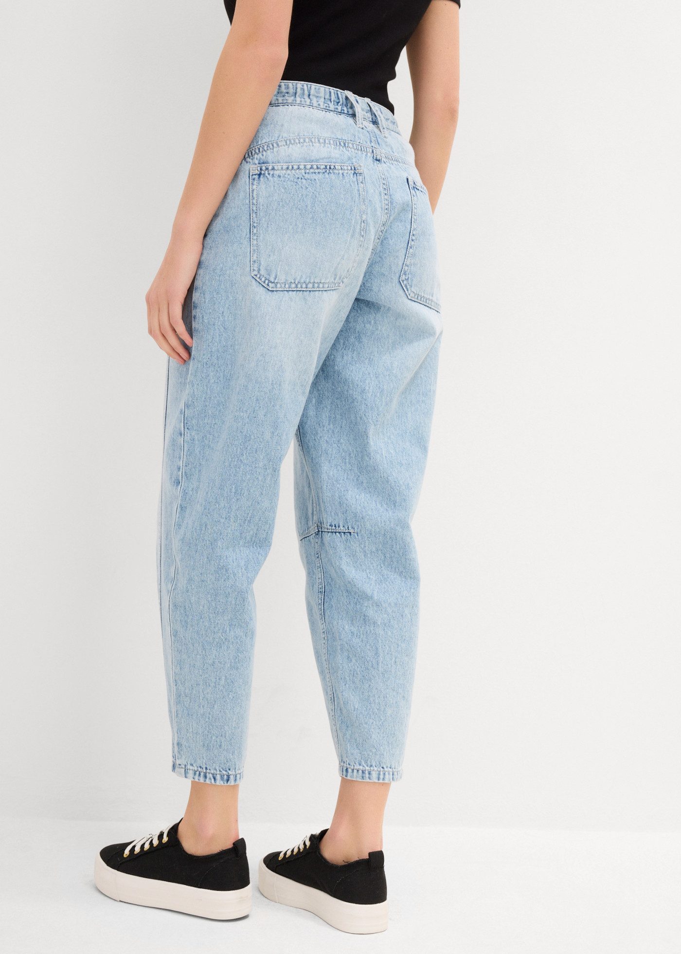 bonprix Loose-fit-Jeans lockere Passform, voluminöses, gerundetes Bein, fester Baumwoll-Denim – Bild 2 von 5