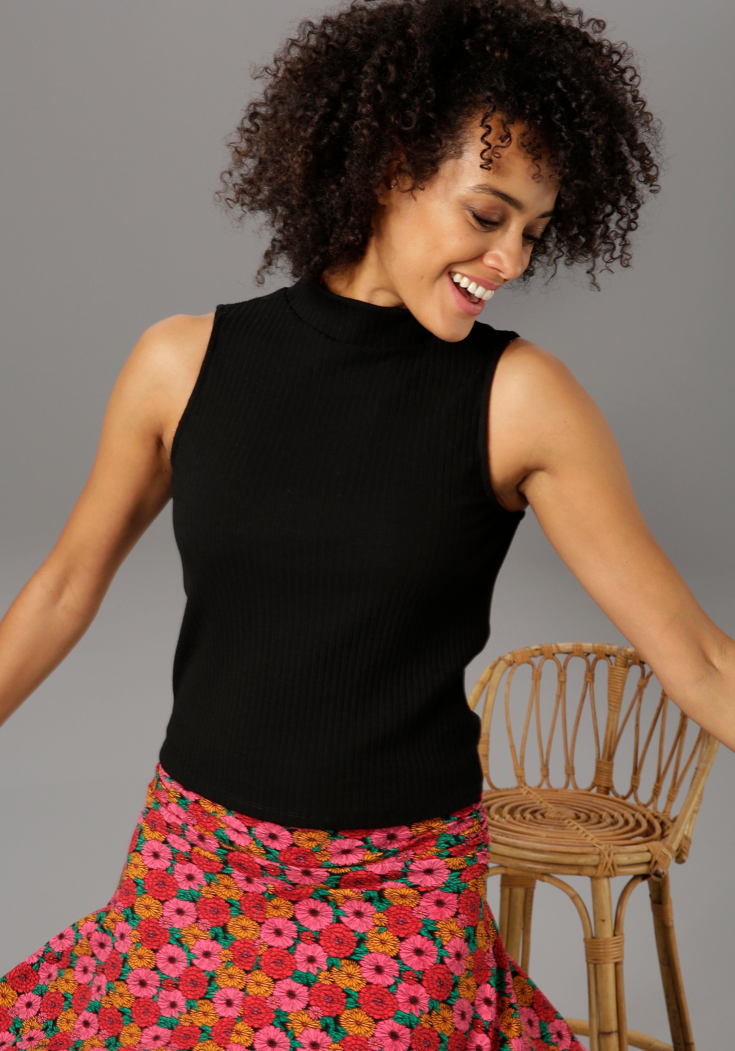 Aniston CASUAL Tanktop mit Stehkragen günstig online kaufen
