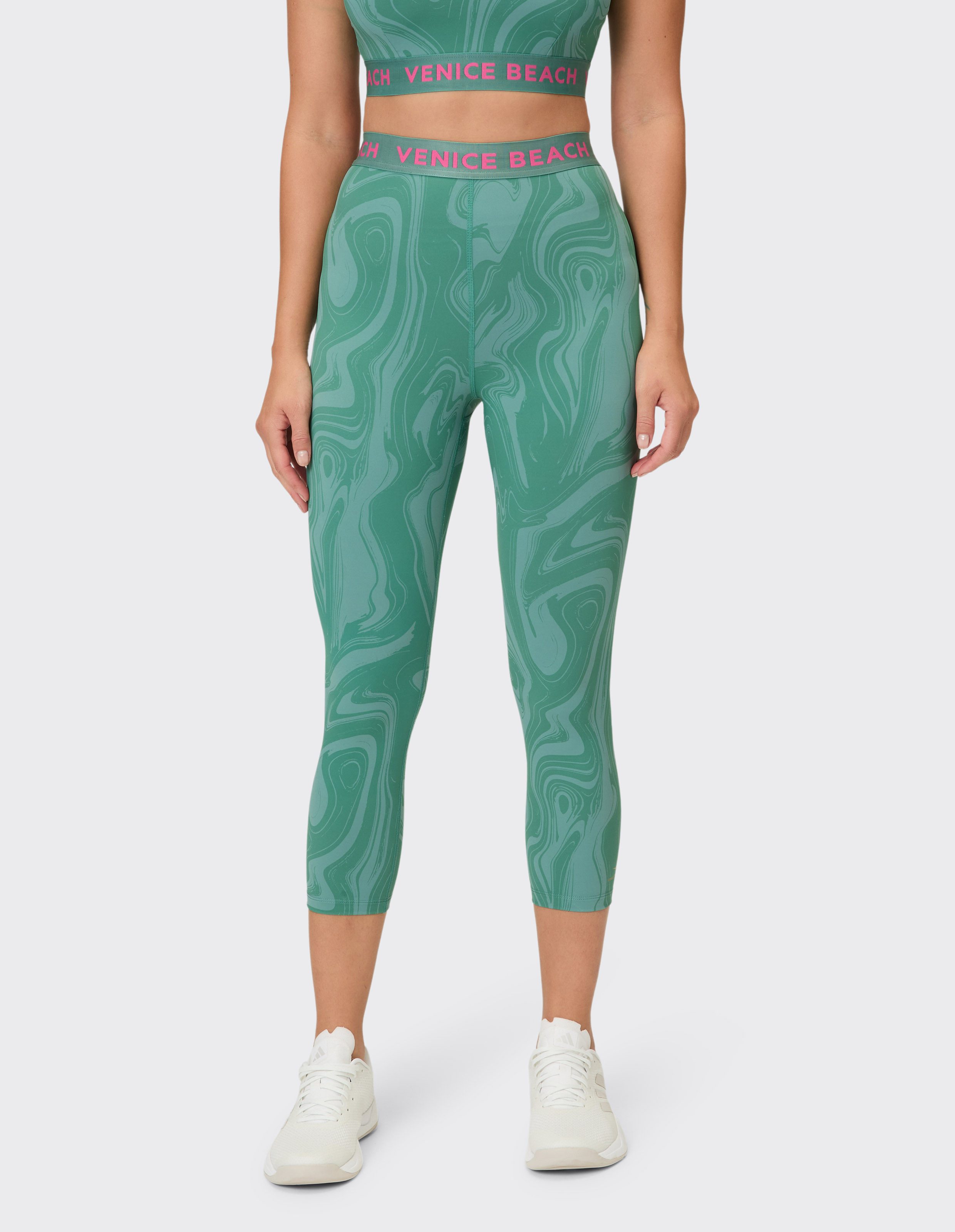 Venice Beach Funktionstights LEGGINGS 7/8 KENDALL atmungsaktives Material, schnell trocknend, aus Polyamid und Elasthan