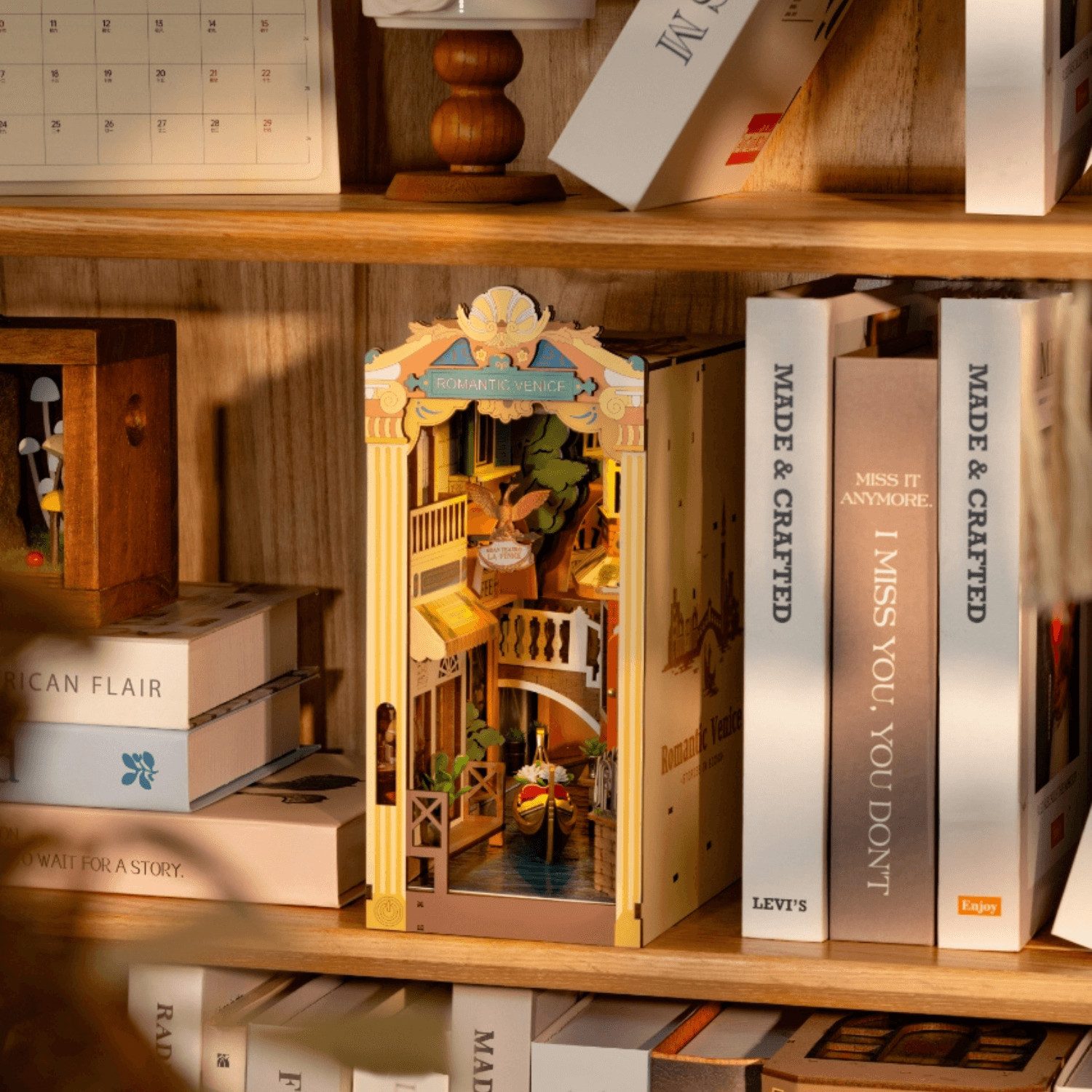 Robotime Buchstütze Robotime Romantisches Venedig, Rolife Diorama