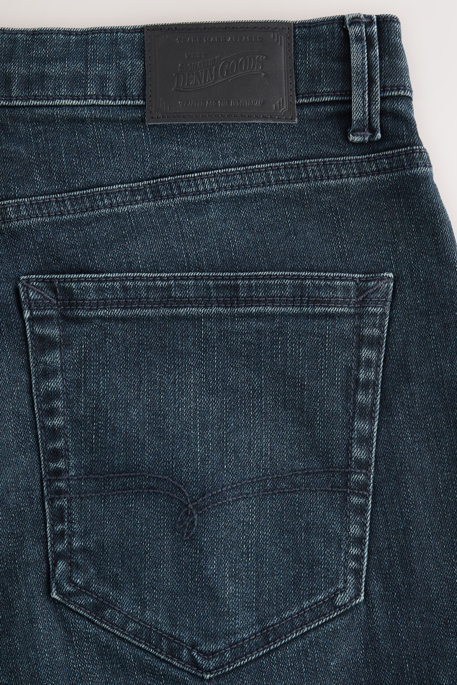 Next Straight-Jeans Straight Fit Premium Jeans, Kreuzschraffur (1-tlg)