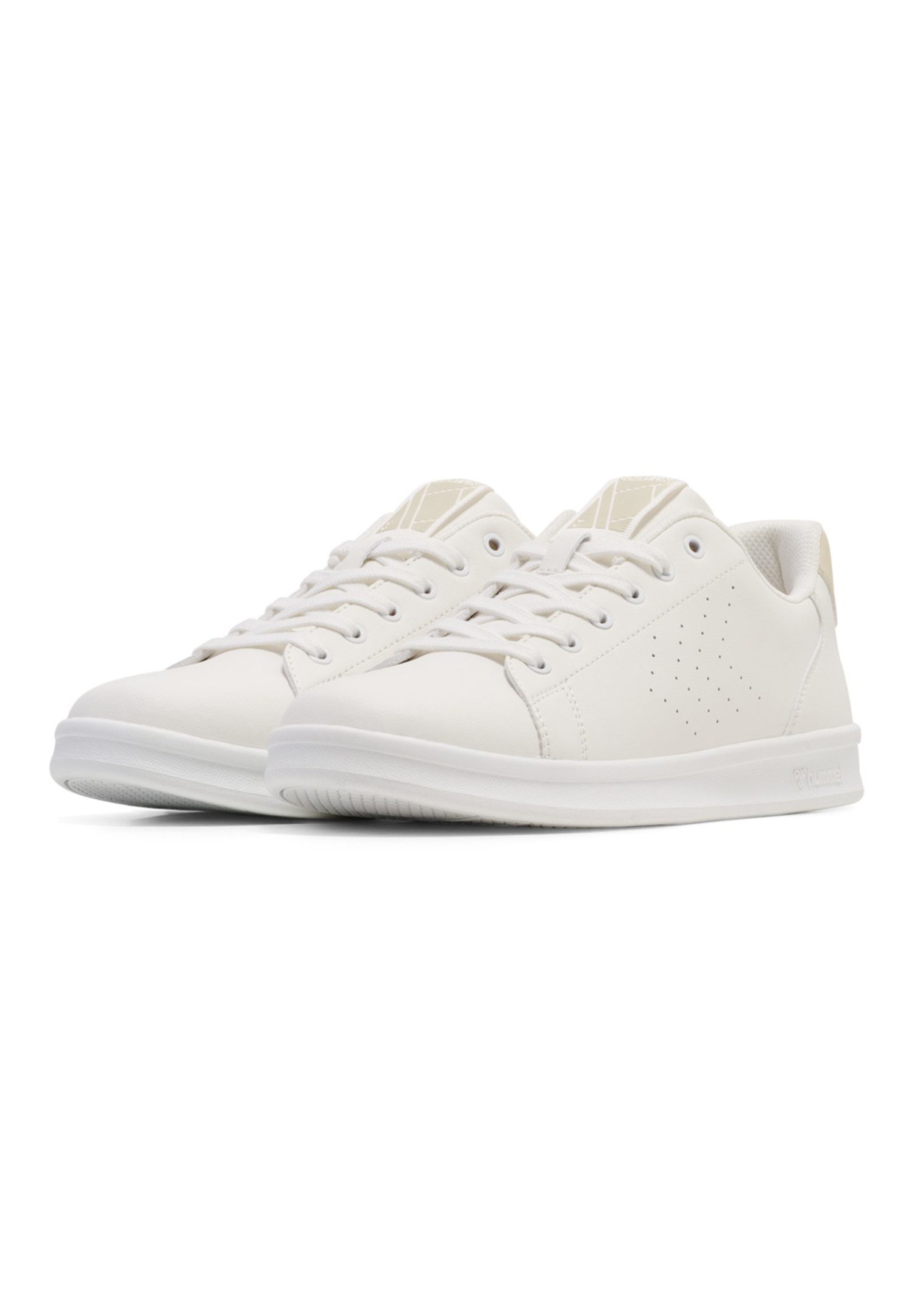 Court Line Sneaker