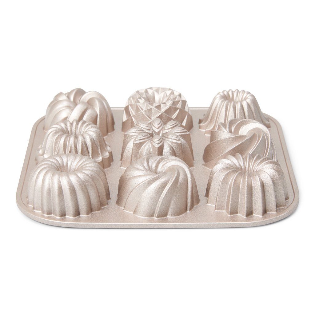 patisse Gugelhupfform Mini-Napfkuchenform 9er - aus Aluminium-Guss, zum Backen von 9 verschiedenen Napfkuchenformen