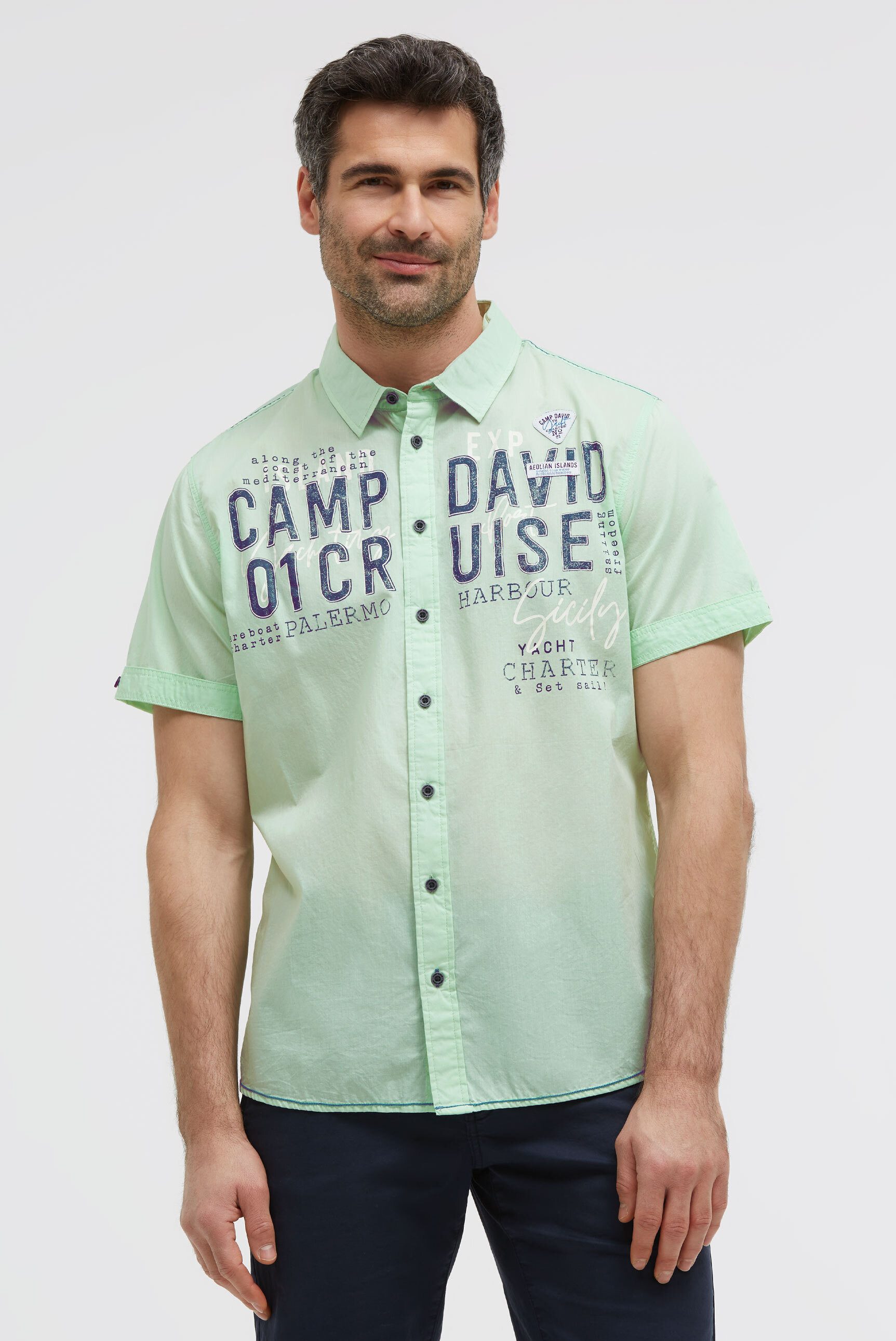 CAMP DAVID Kurzarmhemd mit Kontrastnähten