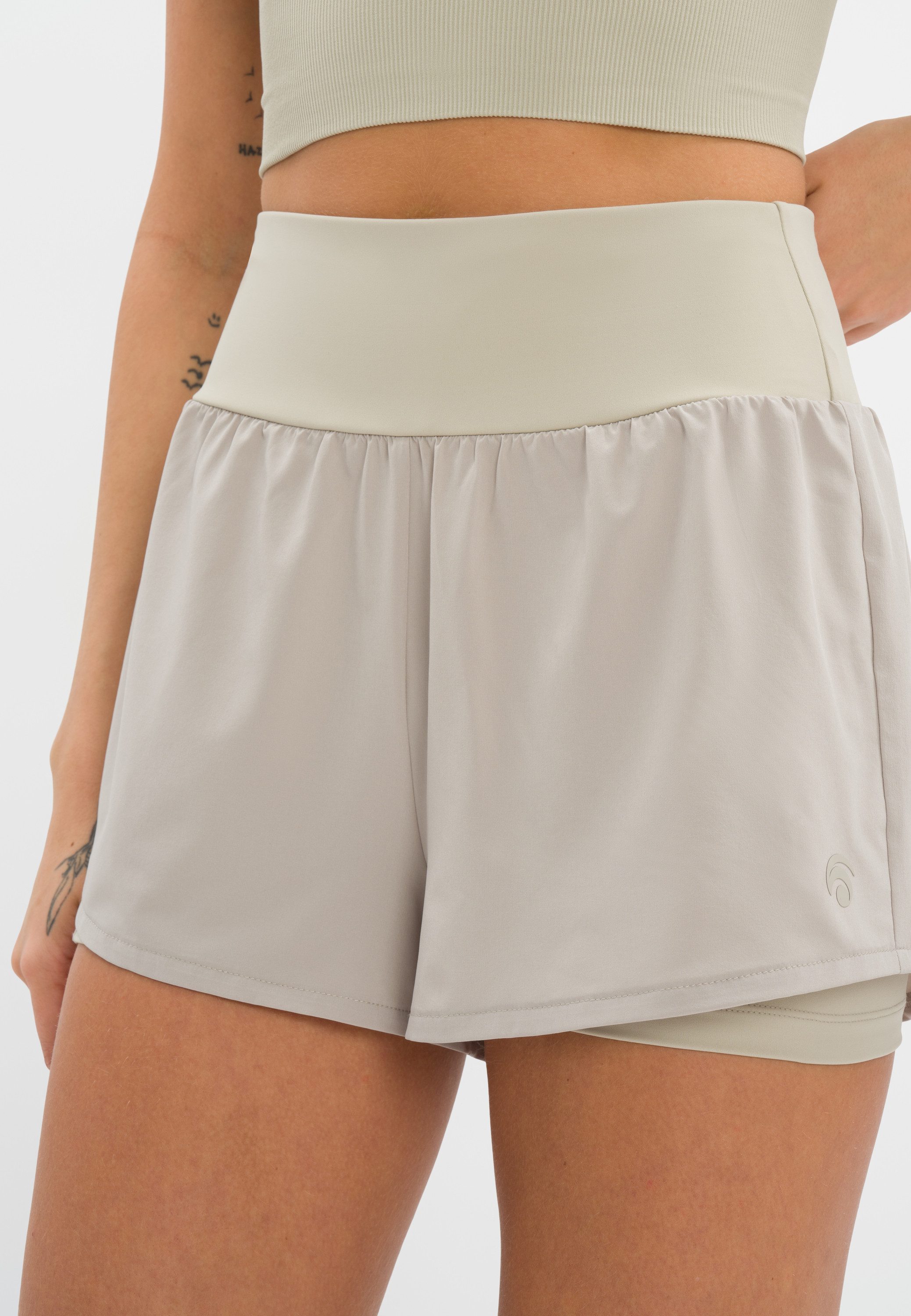 OCEANSAPART Shorts Athena (1-tlg) mit versteckter Handytasche