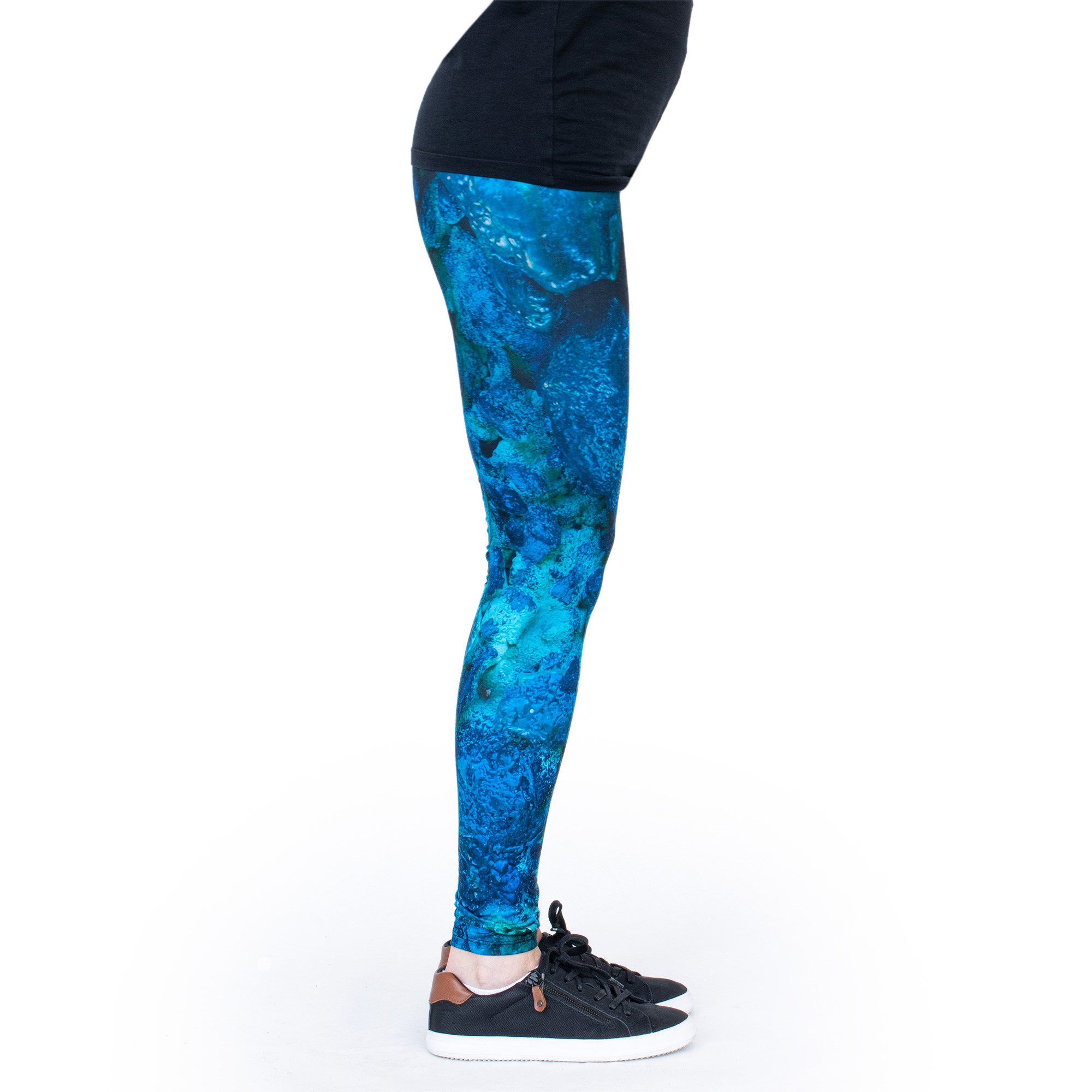 cosey Leggings Motiv-Leggings (Einheitsgröße) - Design Tiefenrausch (auffällige Motiv-Prints • figurbetonte Passform • schnelltrocknend, Einzelartikel) Design T – Bild 3 von 3