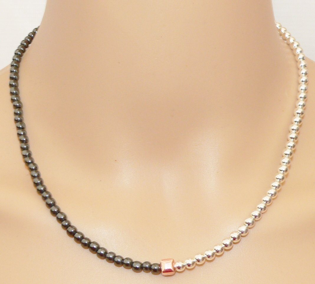 traumschmuck Collier 225 Halskette, Hämatit Perlen schwarz silber Würfel rosègold (Geschenk, Muttertag, Weihnachten, Geburtstag, Valentinstag, incl. Schmuckbox), handgefertigt, Made in Germany
