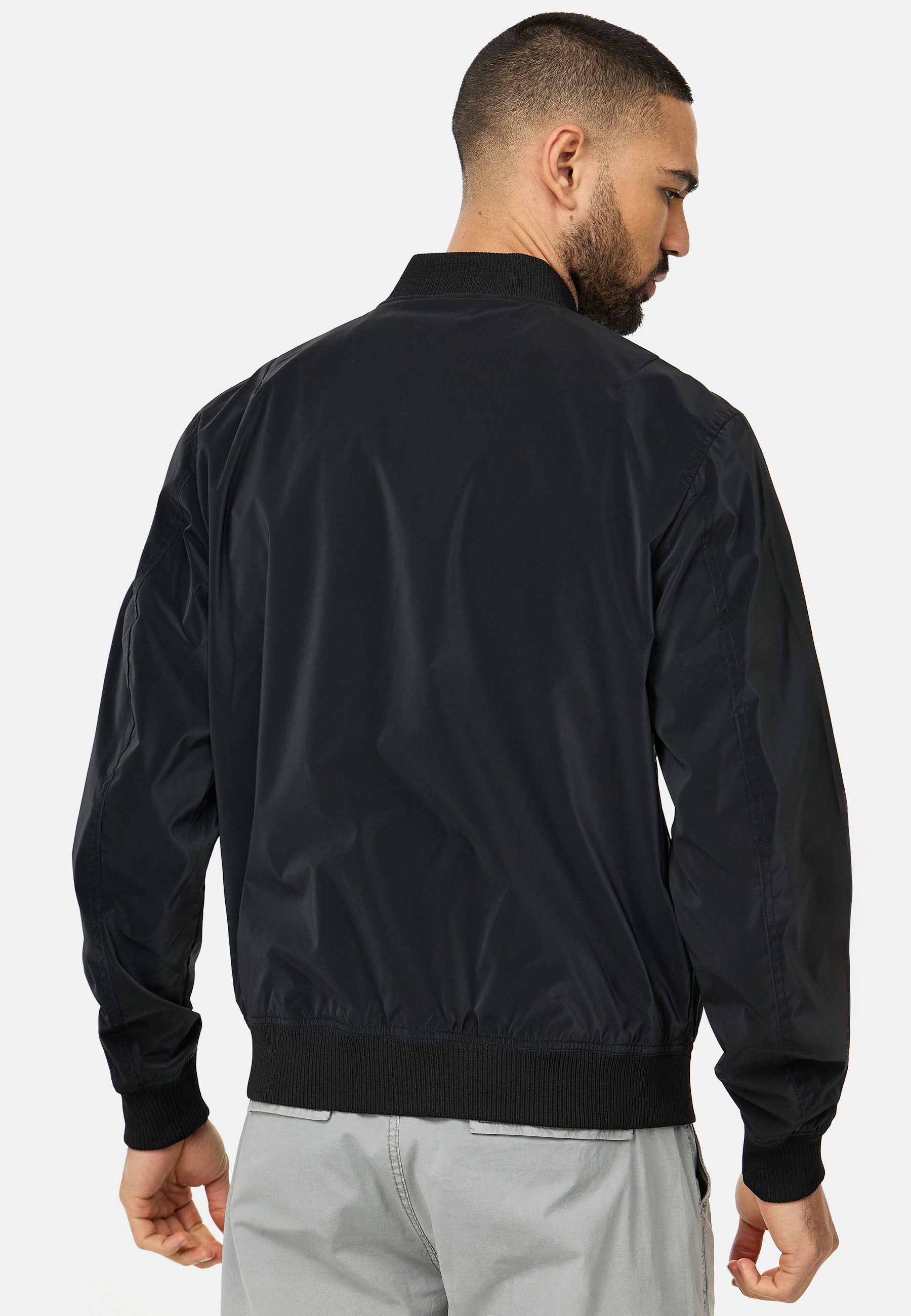 Indicode Sommerjacke Herren INIgnam Übergangsjacke Herrenjacke mit klassischer Bomberjacken-Silhouette