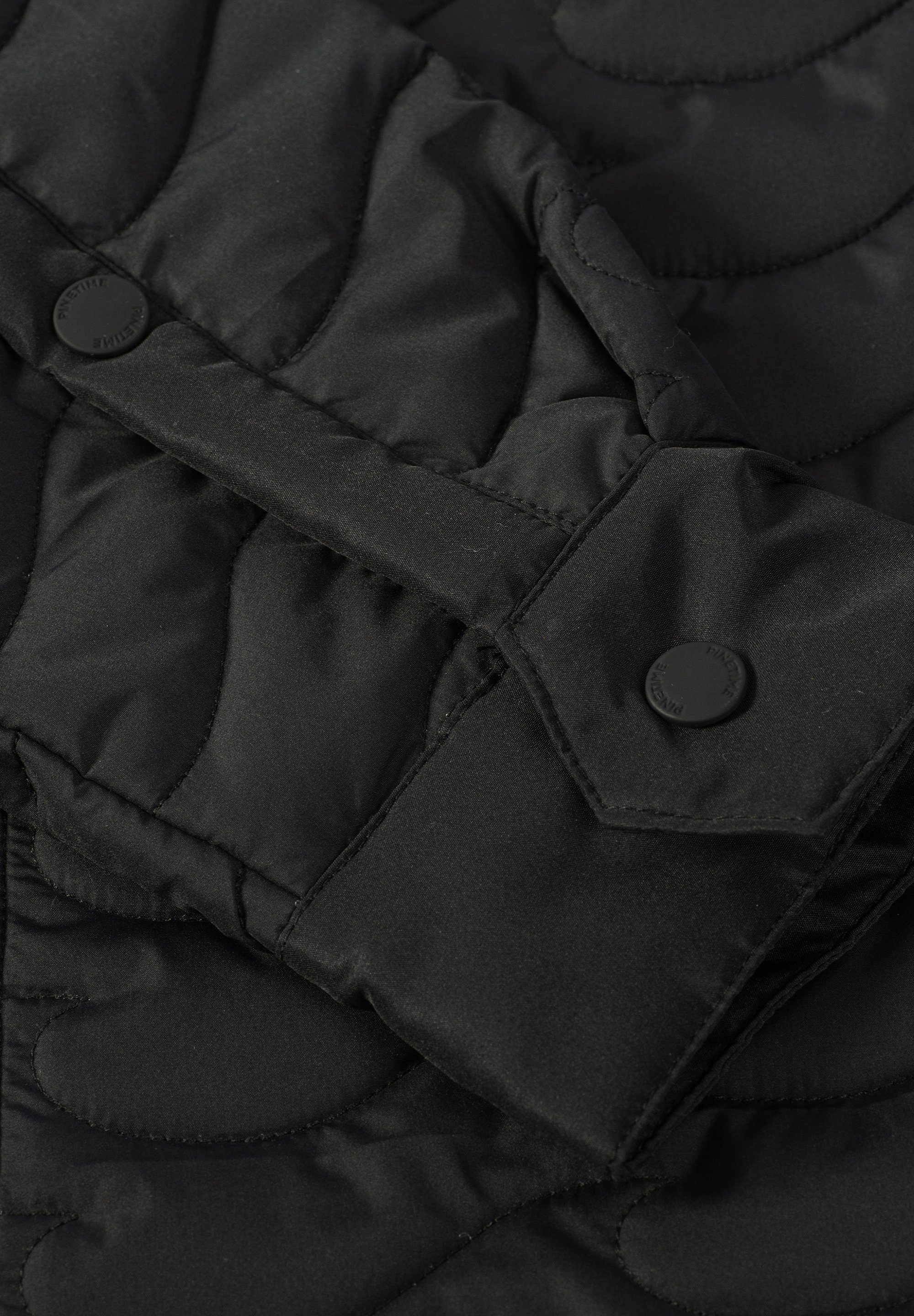 Pinetime Sie Hemdjacke warm gekleidet. isolierten Steppjacke unserer New Clothing Mit stilvoll Jacket schwarz sind Insulated Wave und