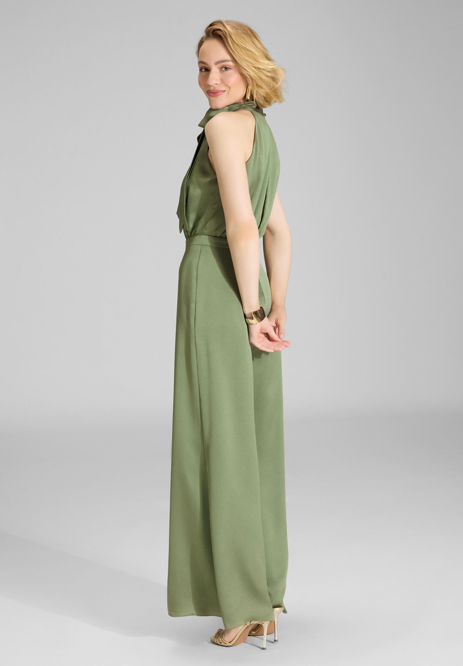SWING Jumpsuit - Jumpsuit mit Schluppe aus gehämmertem Satin Oberteil in lo günstig online kaufen