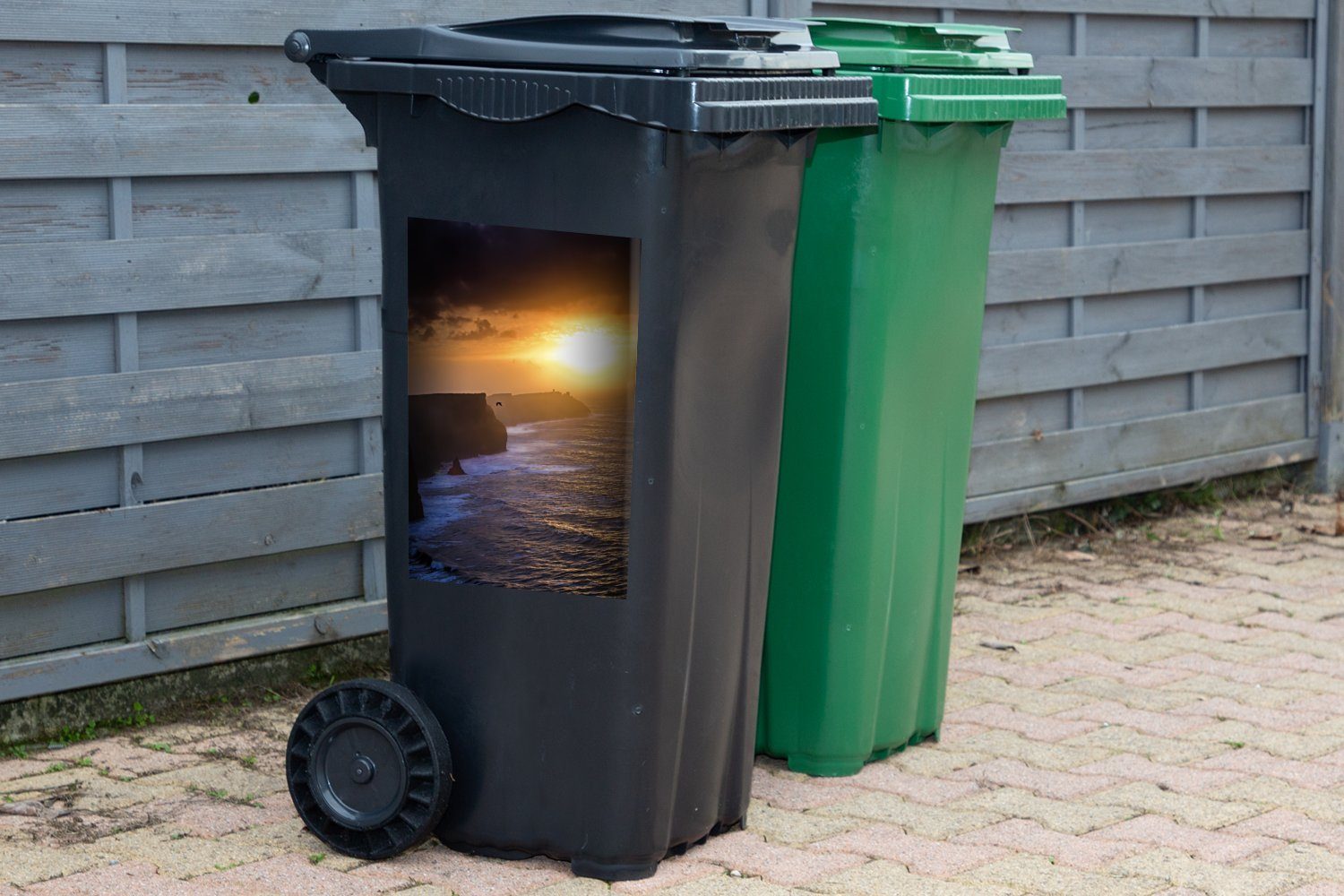 Abfalbehälter Container, - MuchoWow Sonne St), Sticker, Mülltonne, Irland - (1 Wandsticker Mülleimer-aufkleber, Wasser