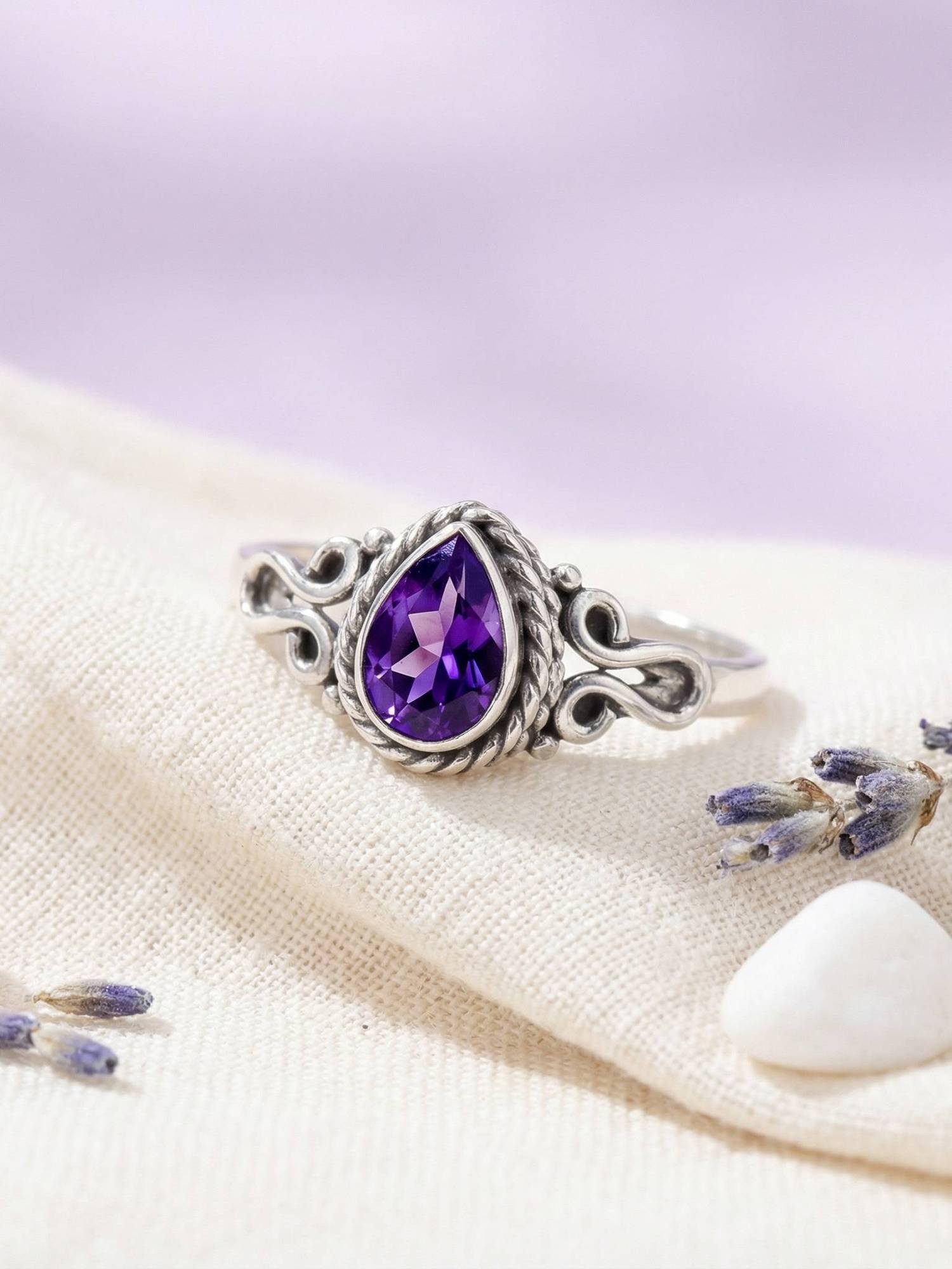 mantraroma Silberring BHAGUS aus 925 Silber mit Amethyst facettiert (Ring m günstig online kaufen