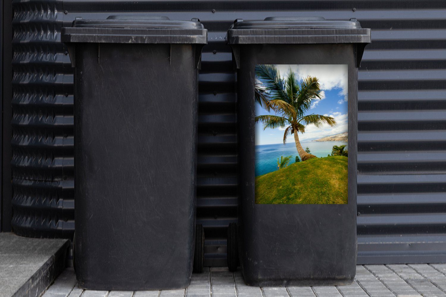 Küste Palme Sticker, Container, an Wandsticker Abfalbehälter (1 Teneriffa von MuchoWow Mülleimer-aufkleber, Eine Mülltonne, St), der