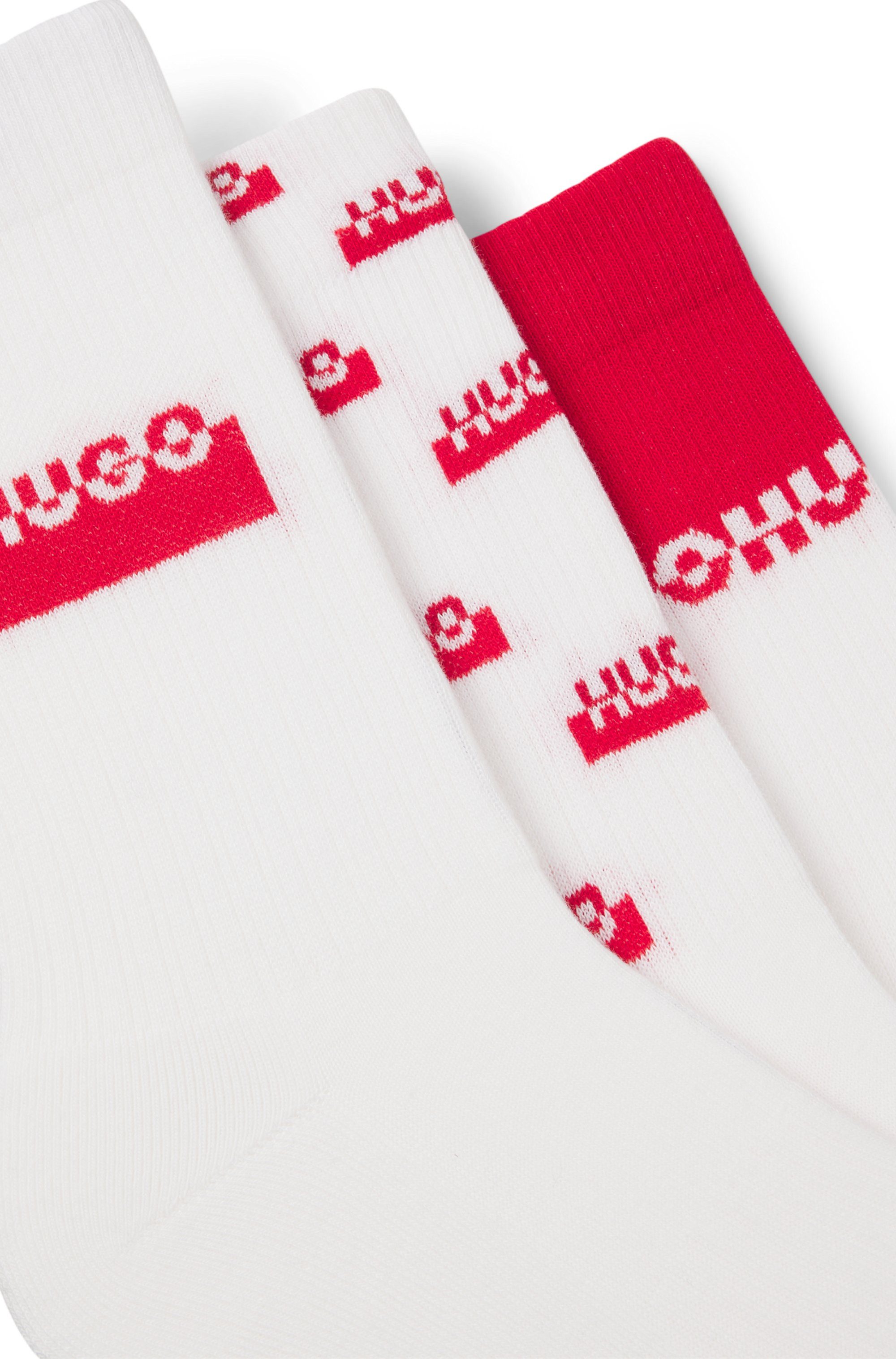 HUGO Freizeitsocken 3P QS SPLIT LOGO CC (3-Paar) mit verschiedenen Mustern
