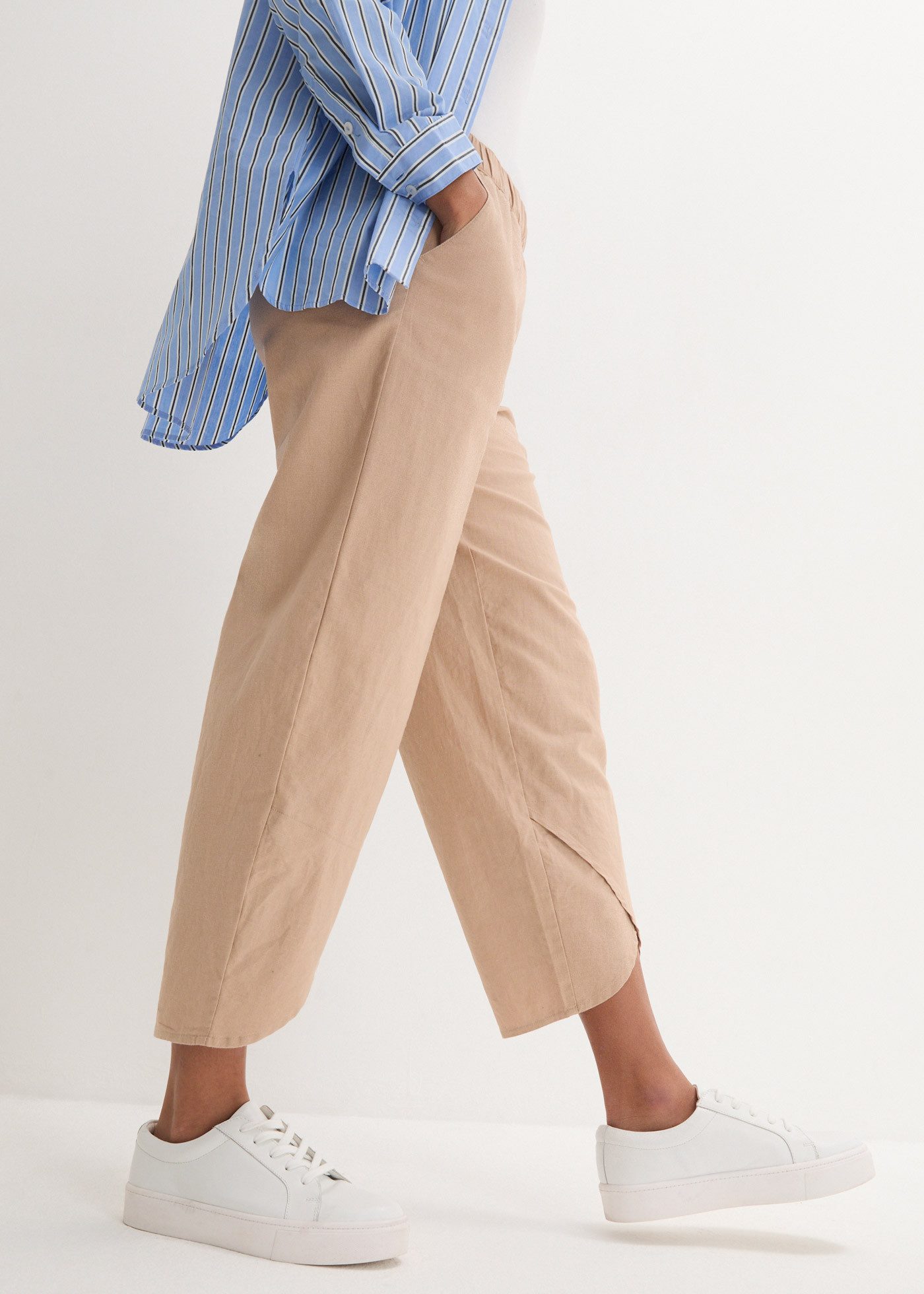 bonprix 3/4-Hose aus Leinen-Mix, mit Seitenschlitzen, Regular Fit, casual Stil