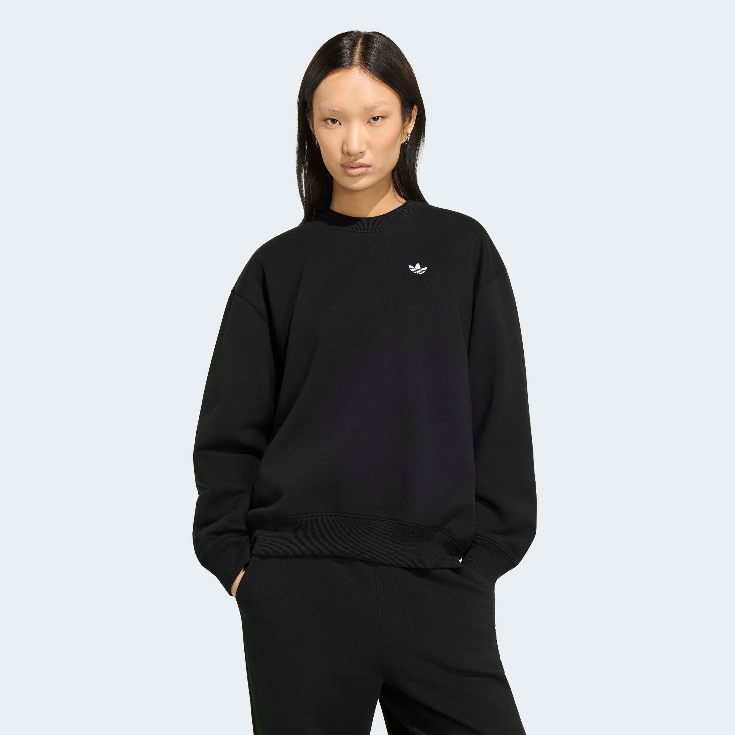 adidas Originals Sweatshirt ESS FL CRW OS mit Rundhalsausschnitt, ohne Verschluss, in normaler Schnittform
