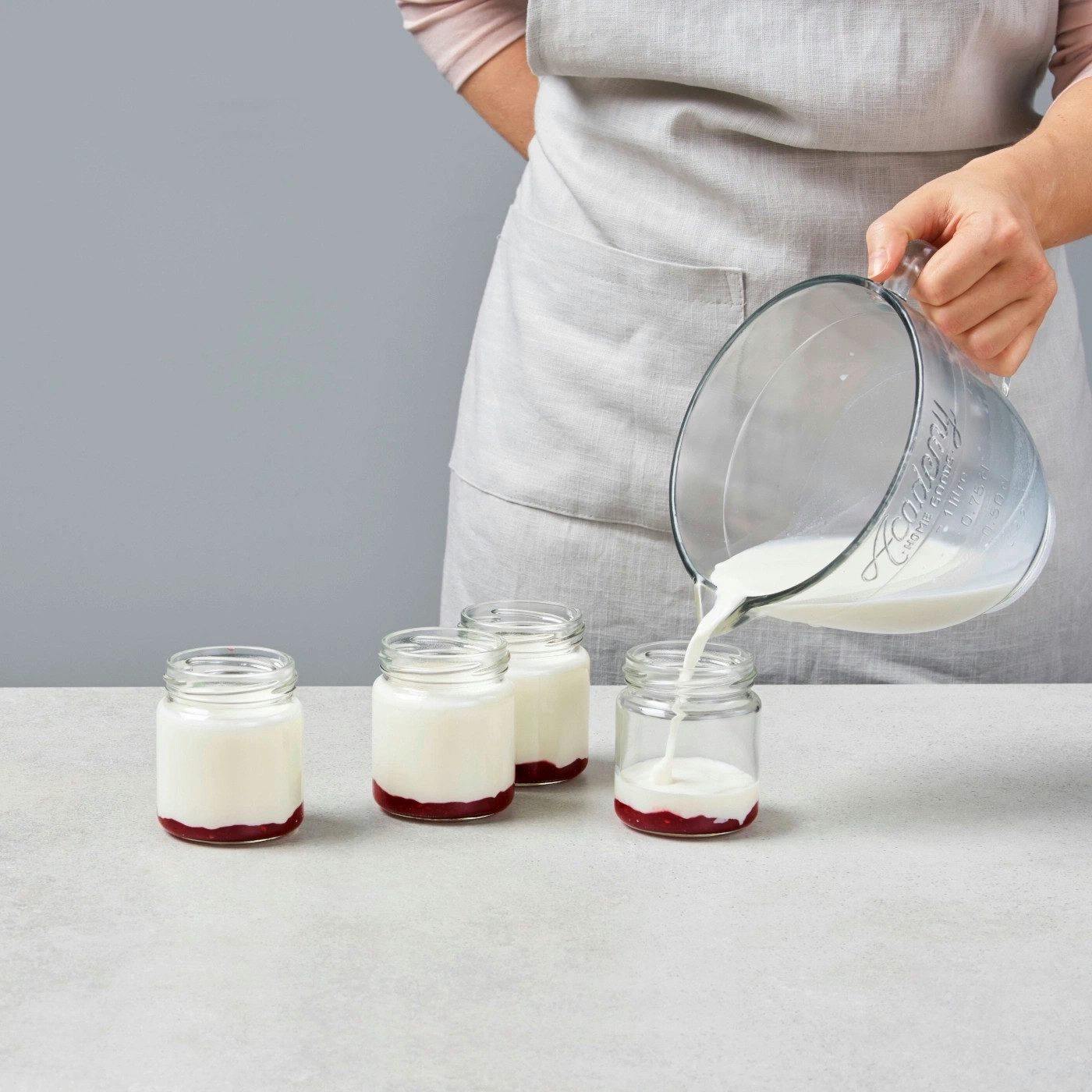 Betty Bossi Joghurtbereiter Mini-Jogurtino 4 Portionen mit Gläser + Deckel