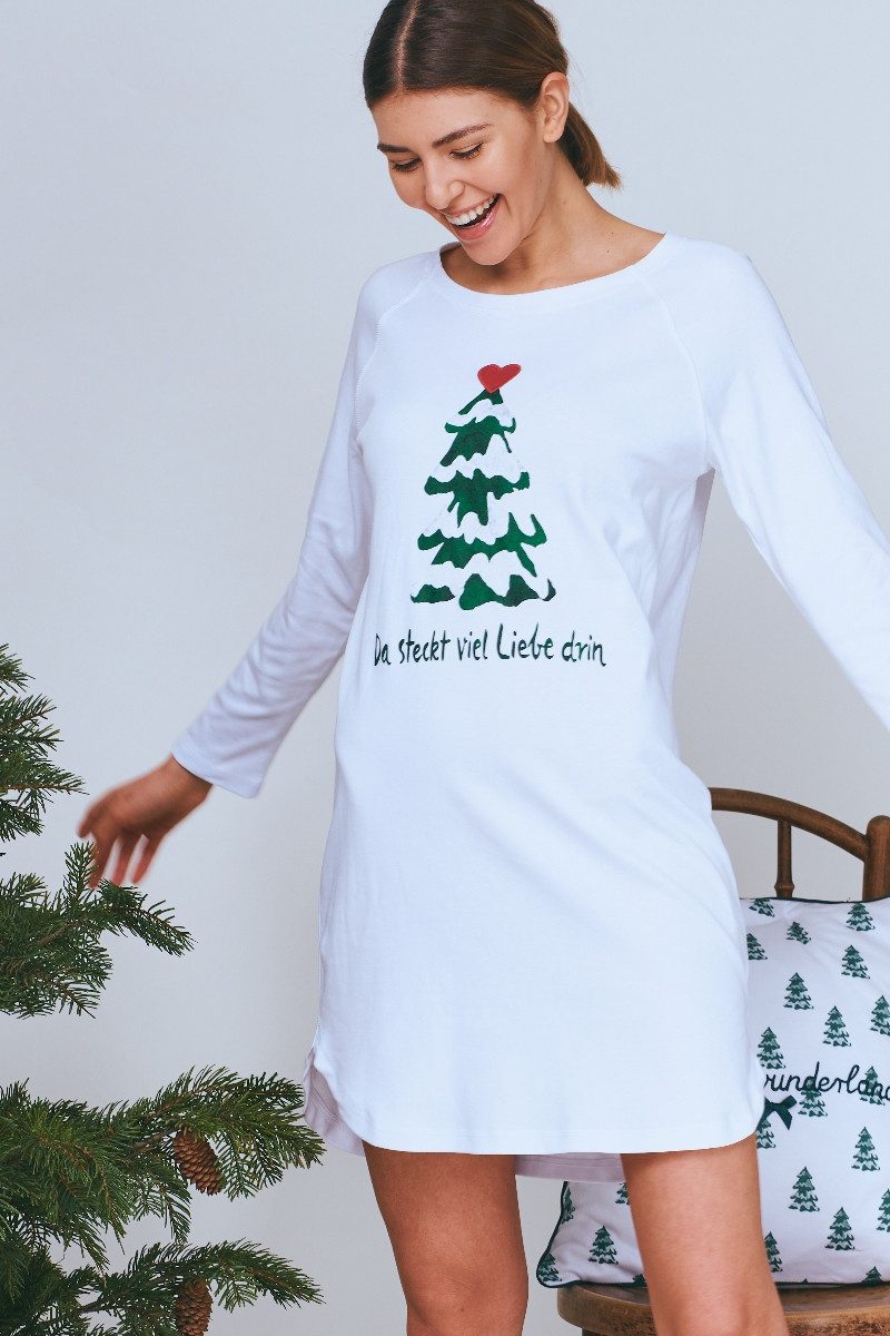 Louis & Louisa Schlafanzug Sleepshirt Damen - TANNENBAUM/VIEL LIEBE DRIN - weiß