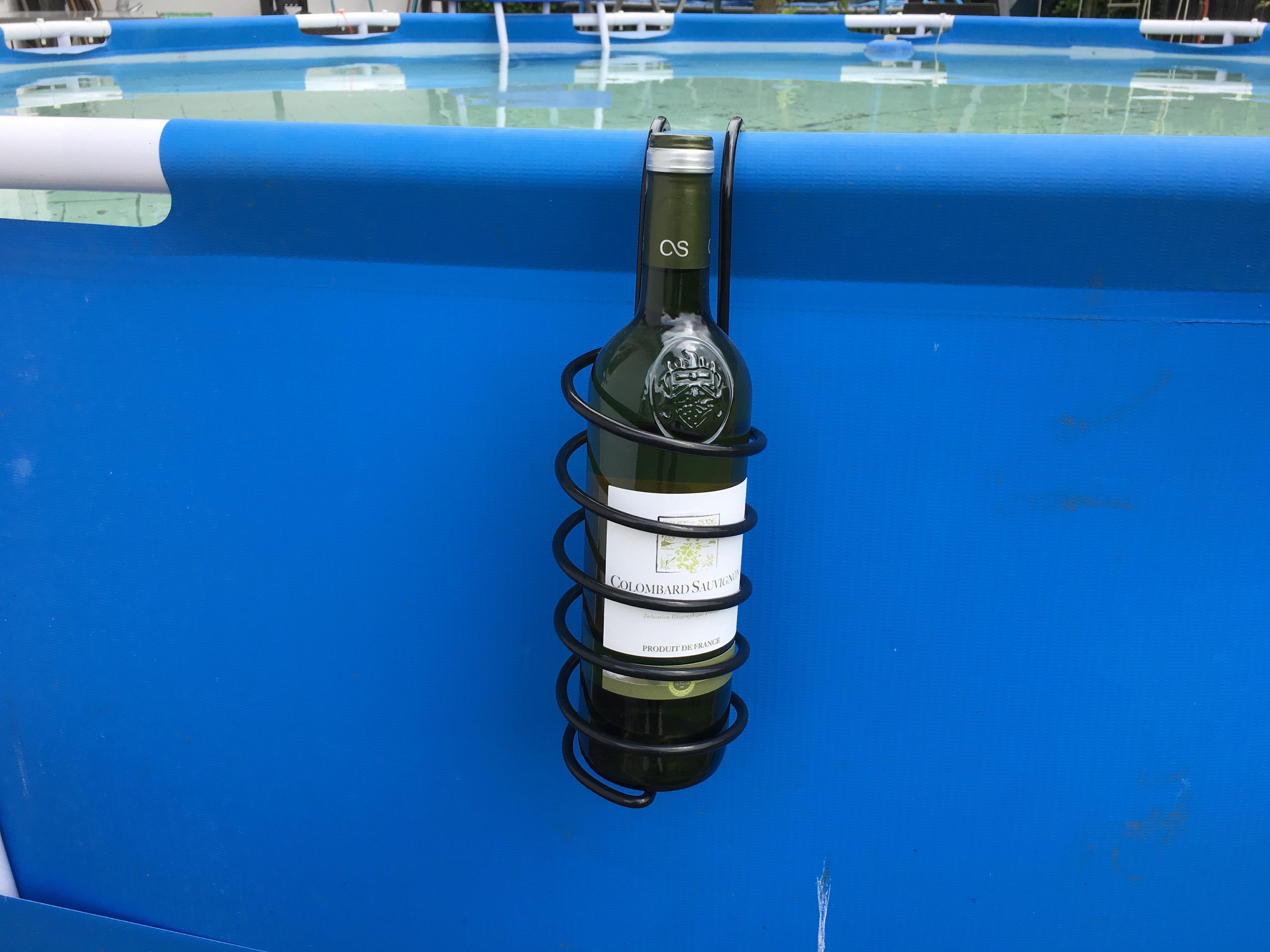 eXODA Grill-Flaschenhalter Flaschenhalter für Bier und Wein aus Metall für Balkon oder Pool, (1x Balkonia Flaschenhalter)