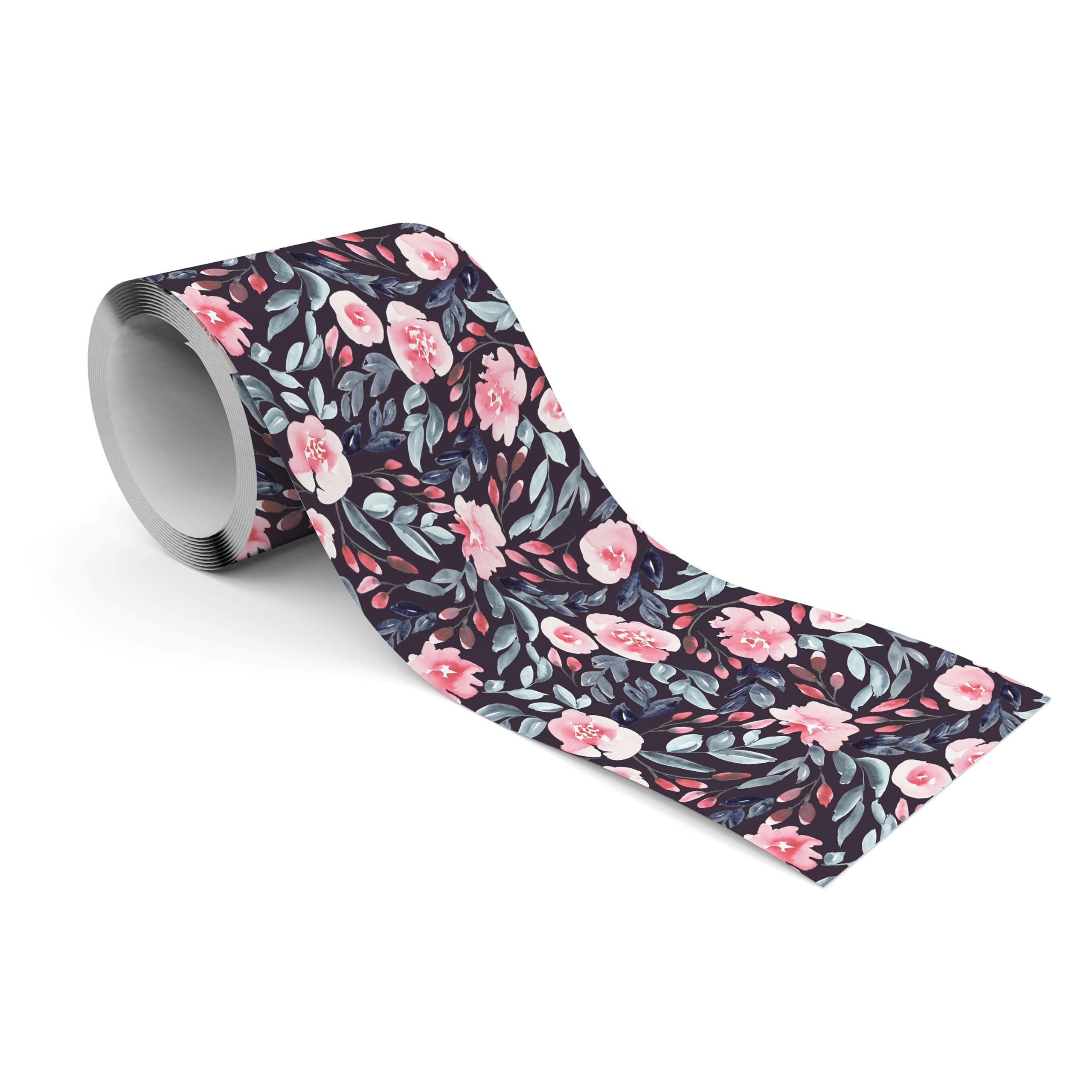 Muralo Bordüre Wandbordüre selbstklebend Blumen – Tapetenbordüre Wohnzimmer, floral, Rosa Blüten mit grauen Blättern auf Dunkellila, 10 x 300 cm