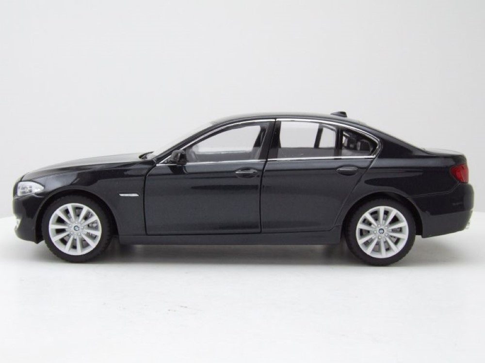 Welly Modellauto BMW 535i F10 2010 schwarz metallic, Maßstab 1:24