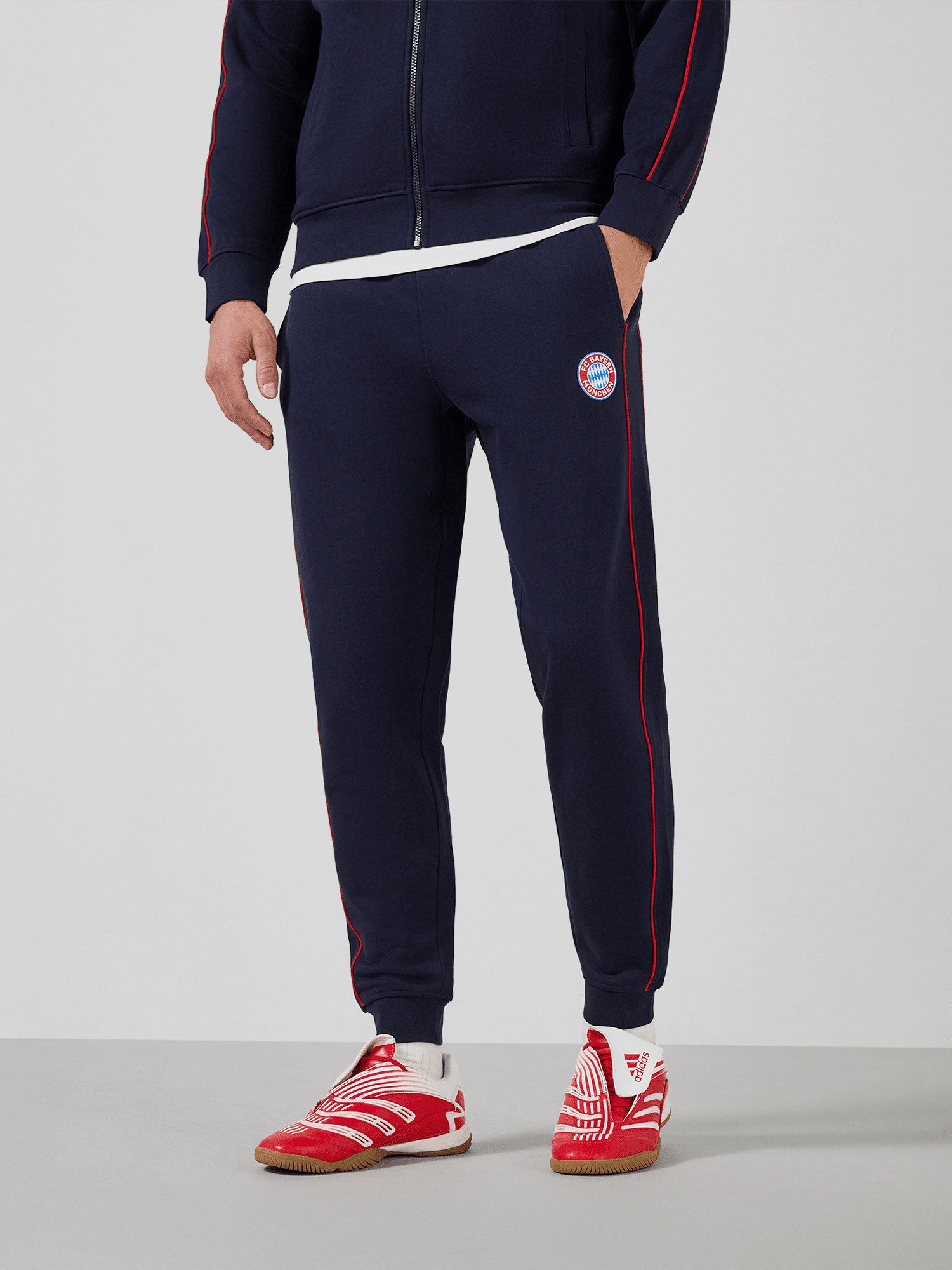 Sweathose FC Bayern München, Sweatpant Essentials, Herren, Navy