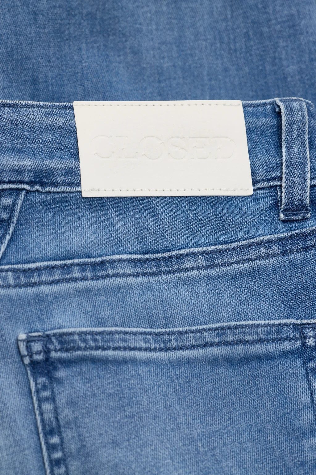 CLOSED Chinohose Baker