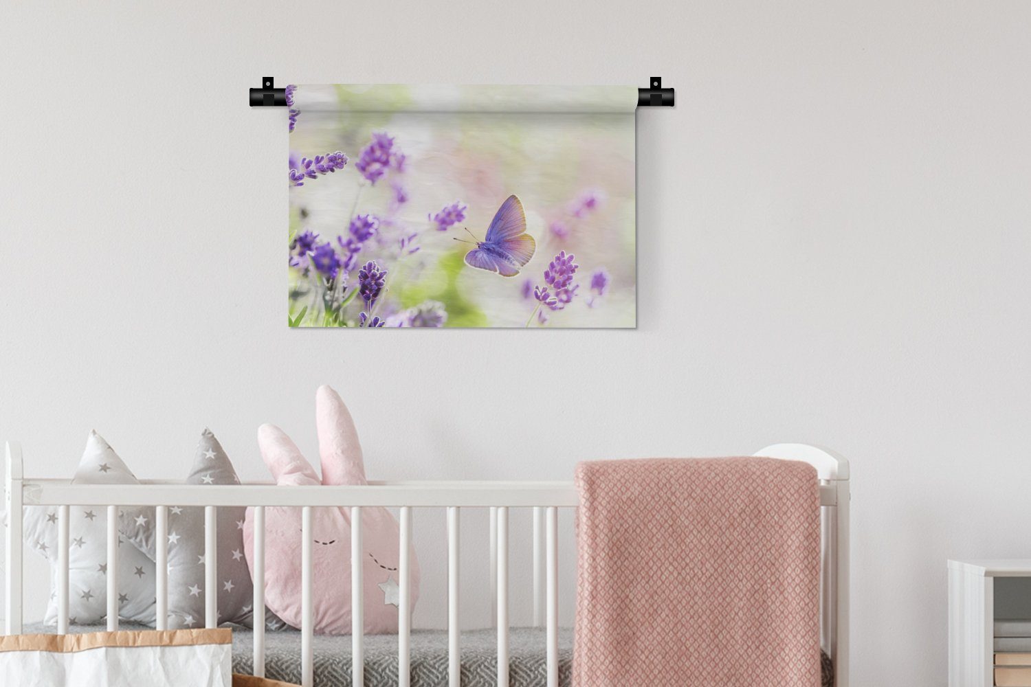 Kleid, MuchoWow Kinderzimmer Wandbehang, Wanddekoobjekt - Blumen, Lavendel Wanddeko Wohnzimmer, für Schlafzimmer, - Schmetterling