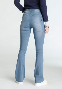 Arizona Bootcut-Jeans Ultra Stretch High Waist mit durchgehender Knopfleiste