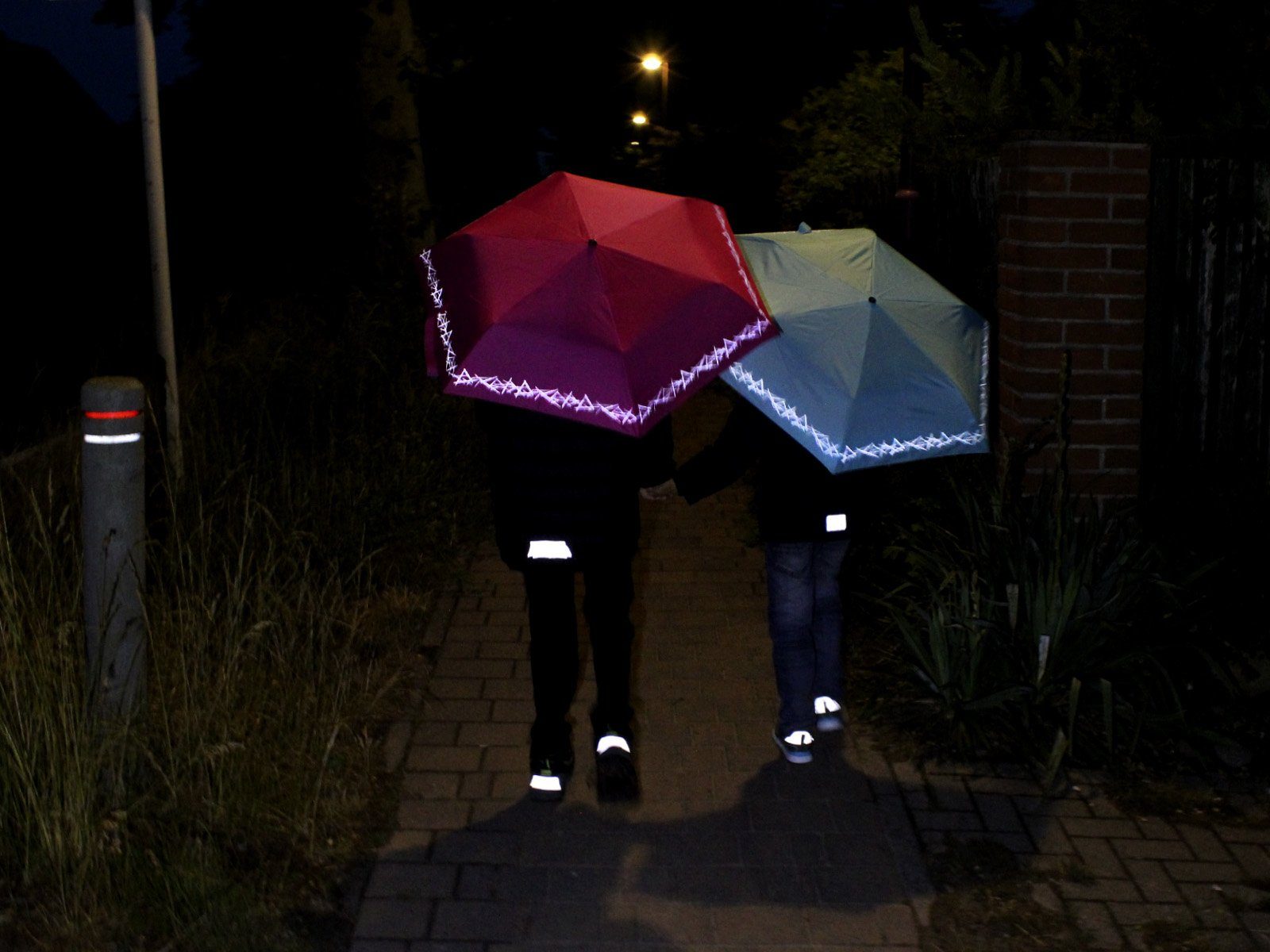 mehr Kinderschirm Taschenregenschirm reflective Knirps® für pink auf Reflexborte, mit Sicherheit 4Kids dem Schulweg