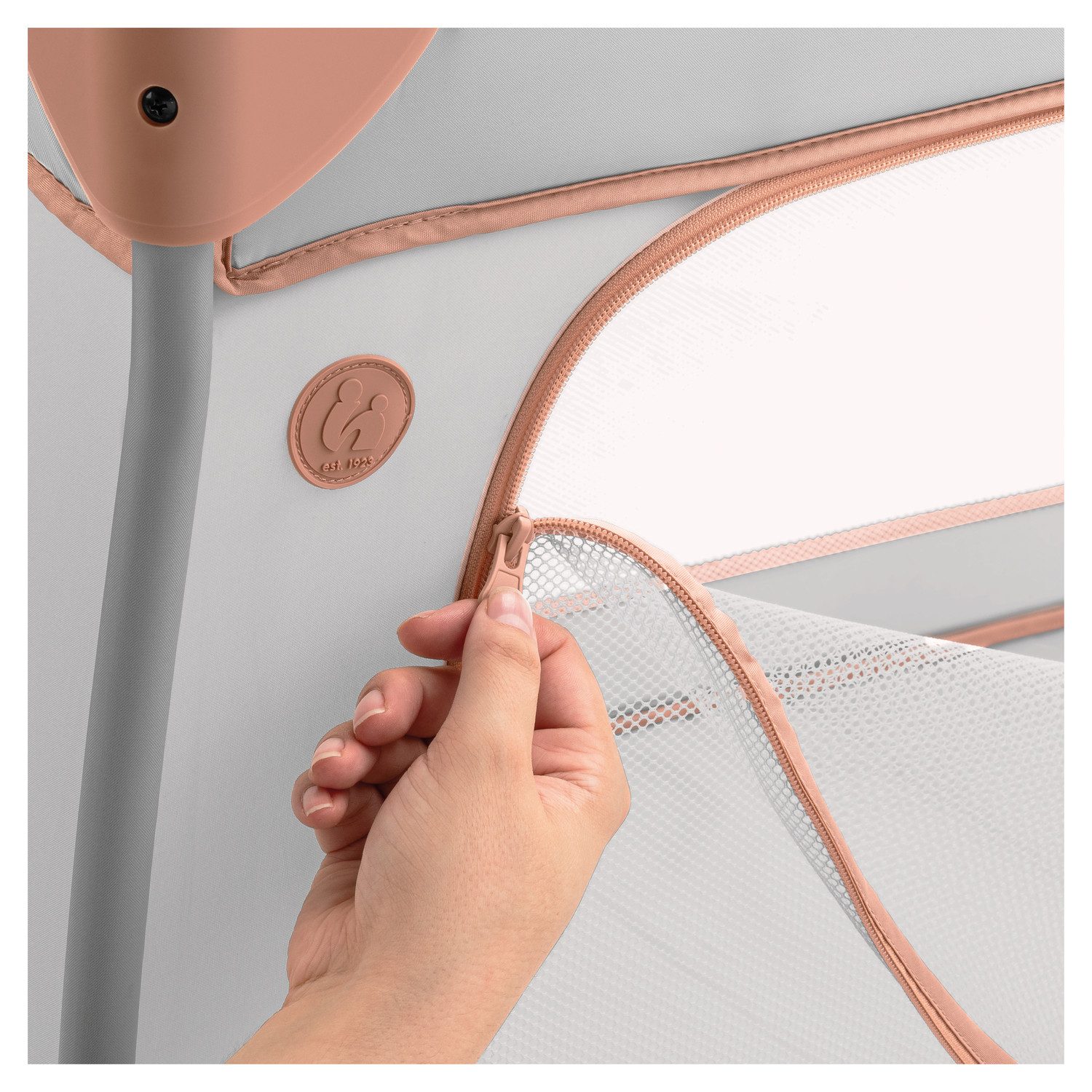 Hauck Baby-Reisebett Sleep N Play Go Plus, Dusty Cork, mit integrierten Rädern; Vorderausstieg