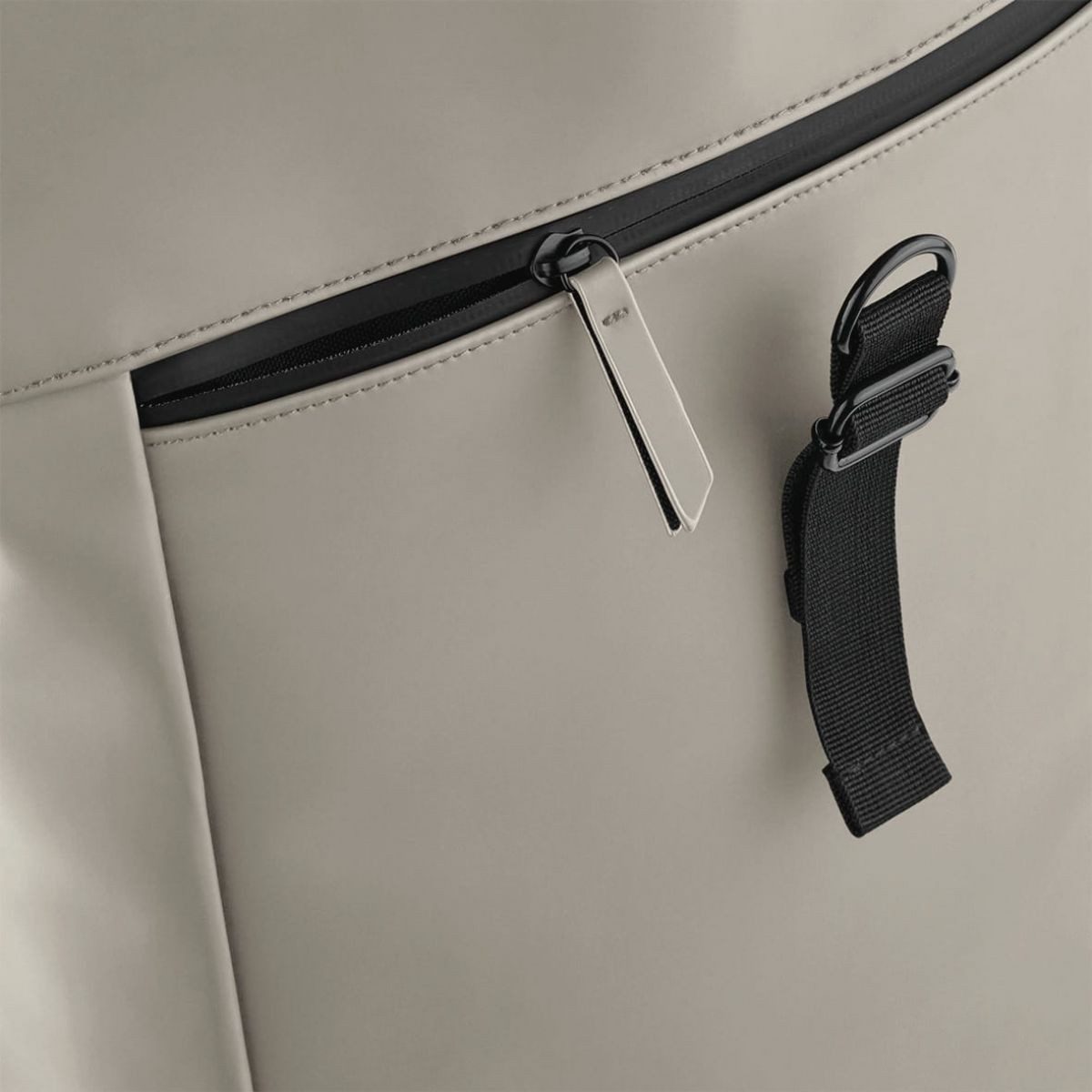 BagBase Freizeitrucksack Matte PU Roll-Top Backpack 28x43x13 cm