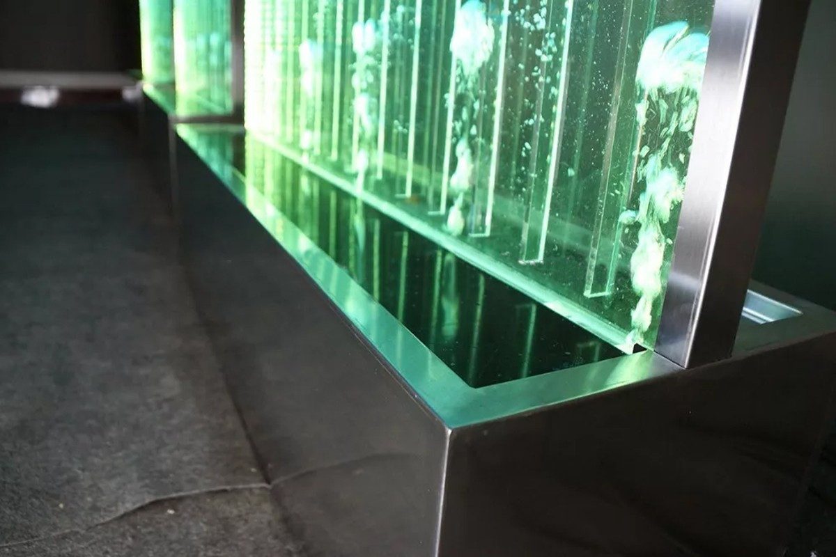 Xlmoebel Raumteiler Wandpaneel mit LED Wasserblasen - Designer Wasserwand, Made in Europa