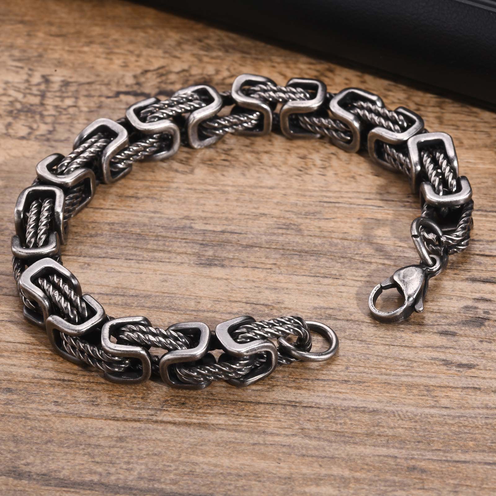 KARMA Königsarmband Herren Armband Edelstahl Altsilber Edelstahlarmband wasserfest (Geschenk für Ihn, 1-tlg., modern Schmuck für Männer), Herrenschmuck Männerarmband