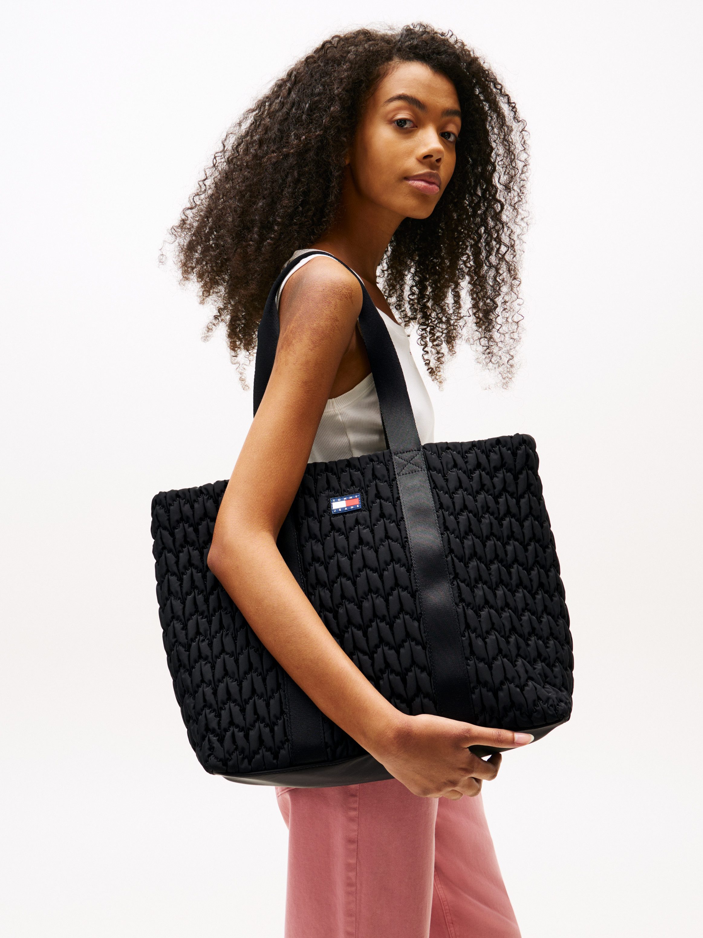 Tommy Jeans Tragetasche "TJW URBAN QUILTED TOTE", Damen Schultertasche, Umh günstig online kaufen