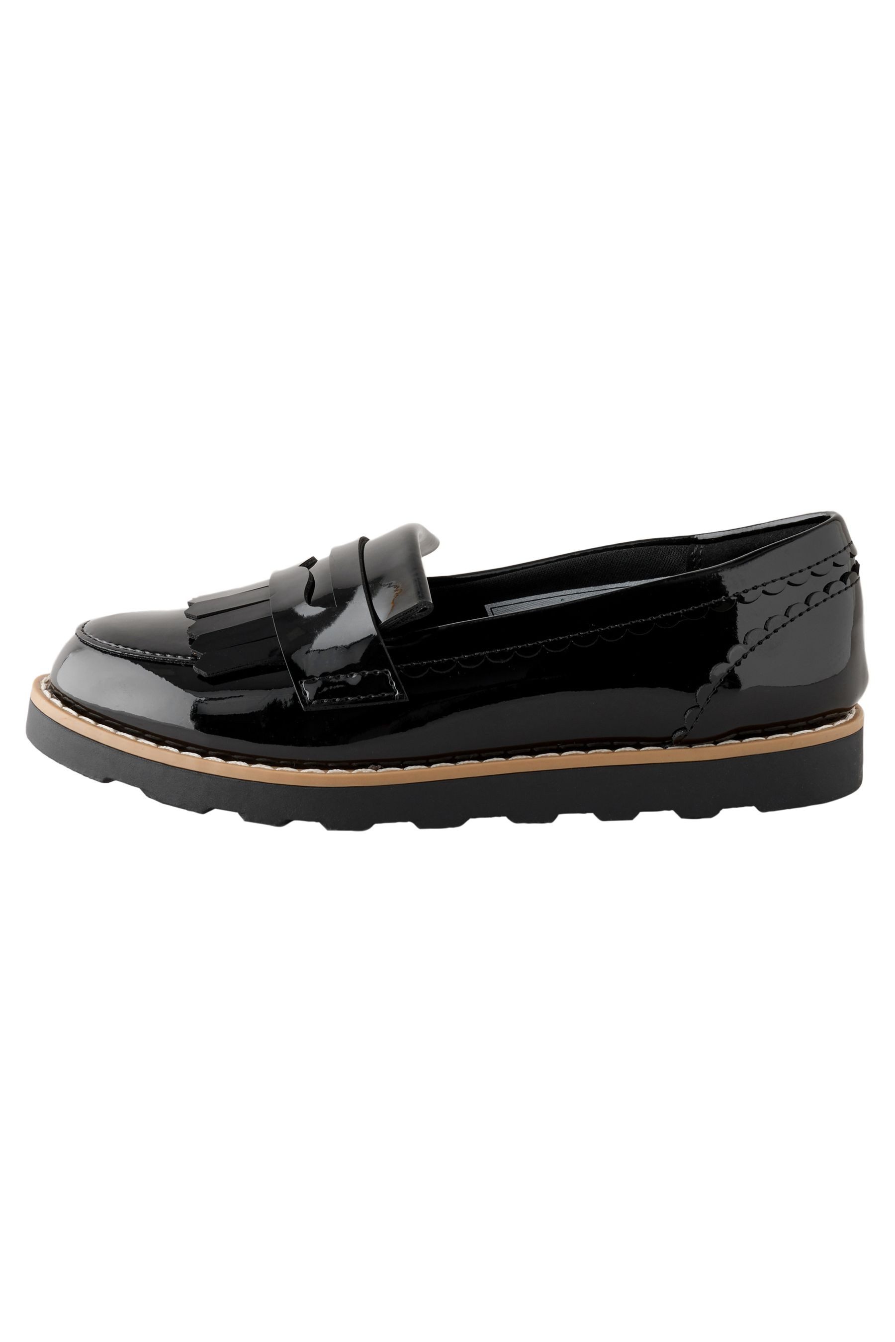 Next Loafer mit Fransen für die Schule Loafer (1-tlg)