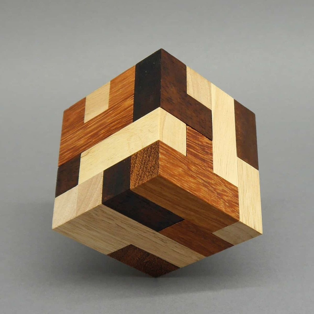 ROMBOL Denkspiele Spiel Convolution - sehr altes Interlocking Puzzle, Holzpuzzle, Knobelspiel