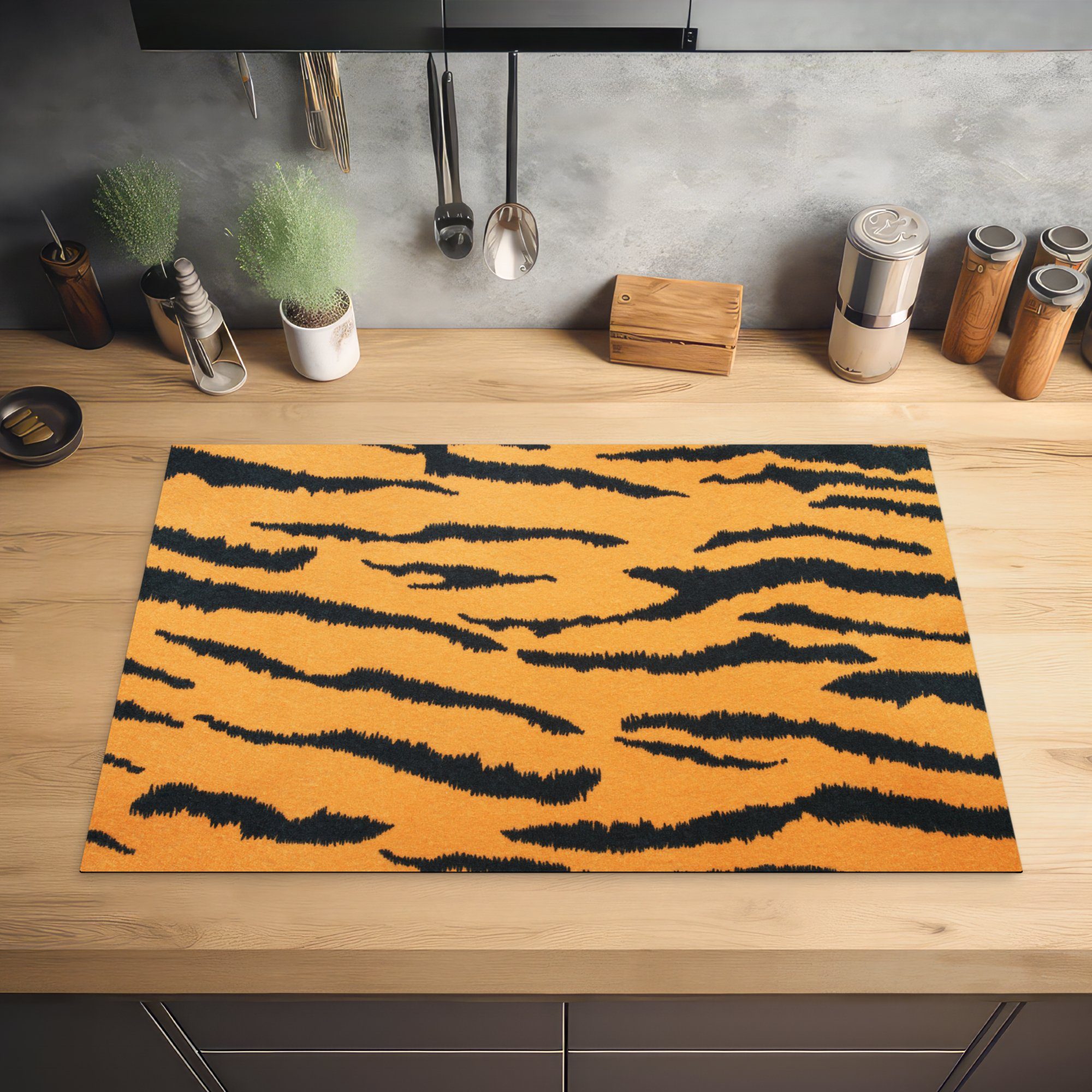 Schutz Induktionskochfeld MuchoWow Tigerdruck küche, (1 Orange, 81x52 cm, - tlg), die Ceranfeldabdeckung für Herdblende-/Abdeckplatte Braun - Vinyl,
