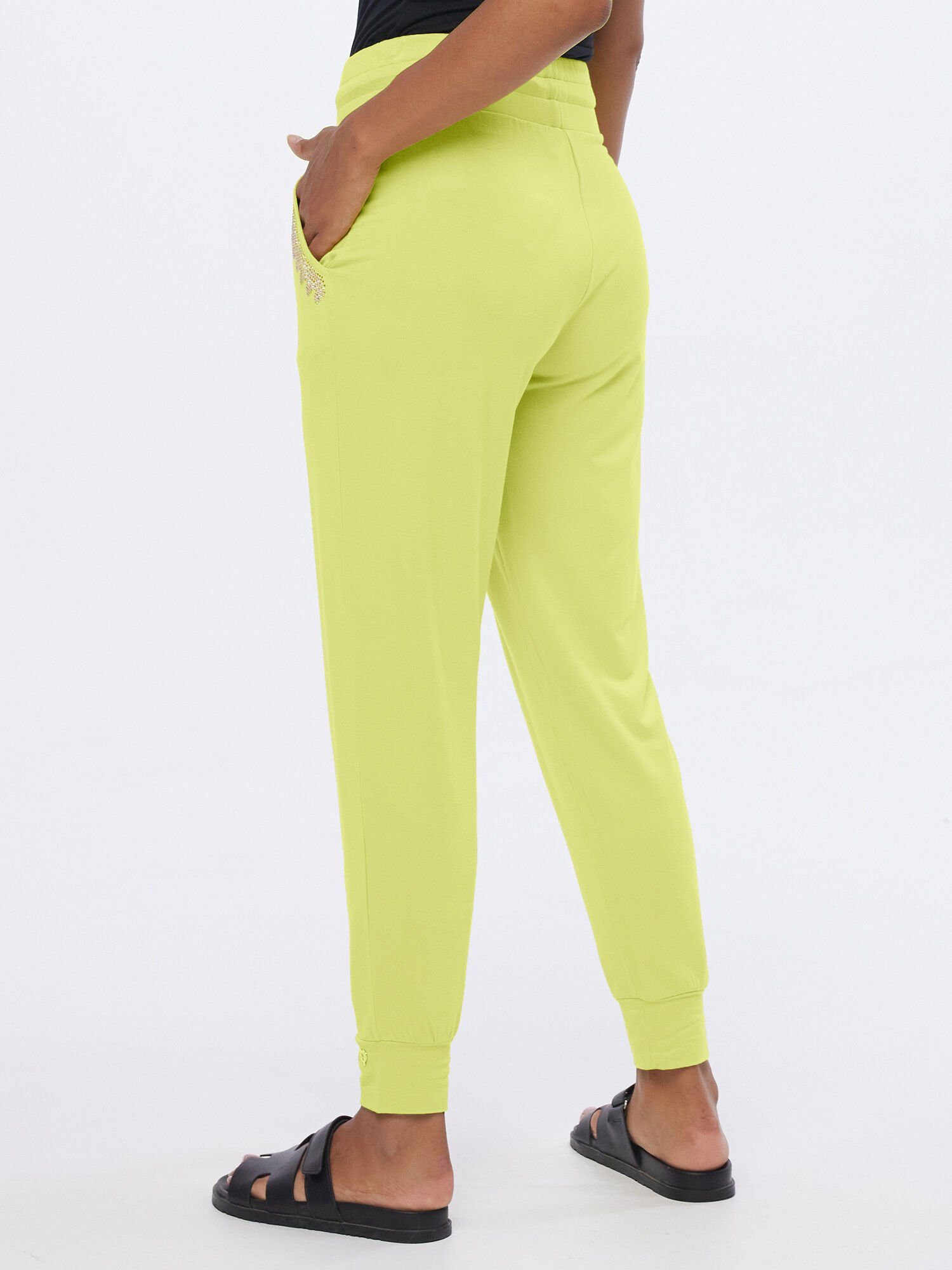 MONACO blue WEEKEND Jogger Pants Sweathose figurumspielend mit Strasssteine günstig online kaufen