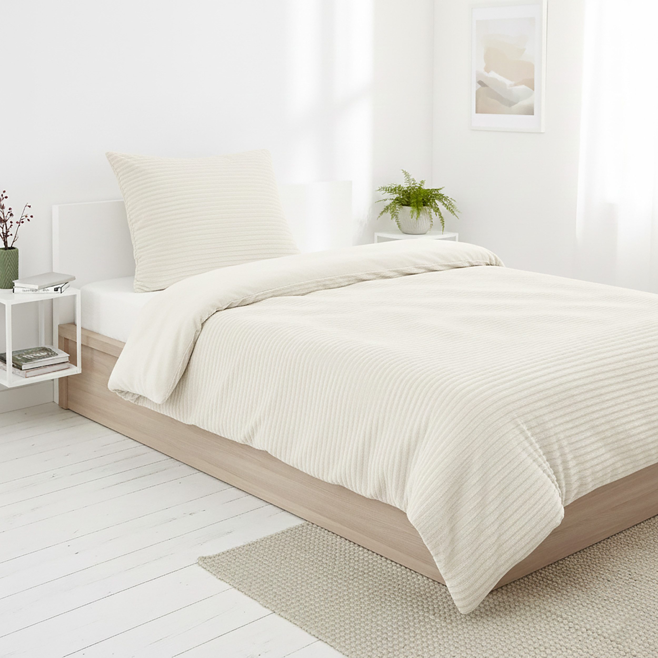 Casa Colori Bettwäsche Teddy Flausch Winterbettwäsche 135x200 cm, Fleece, 2 teilig, Offwhite