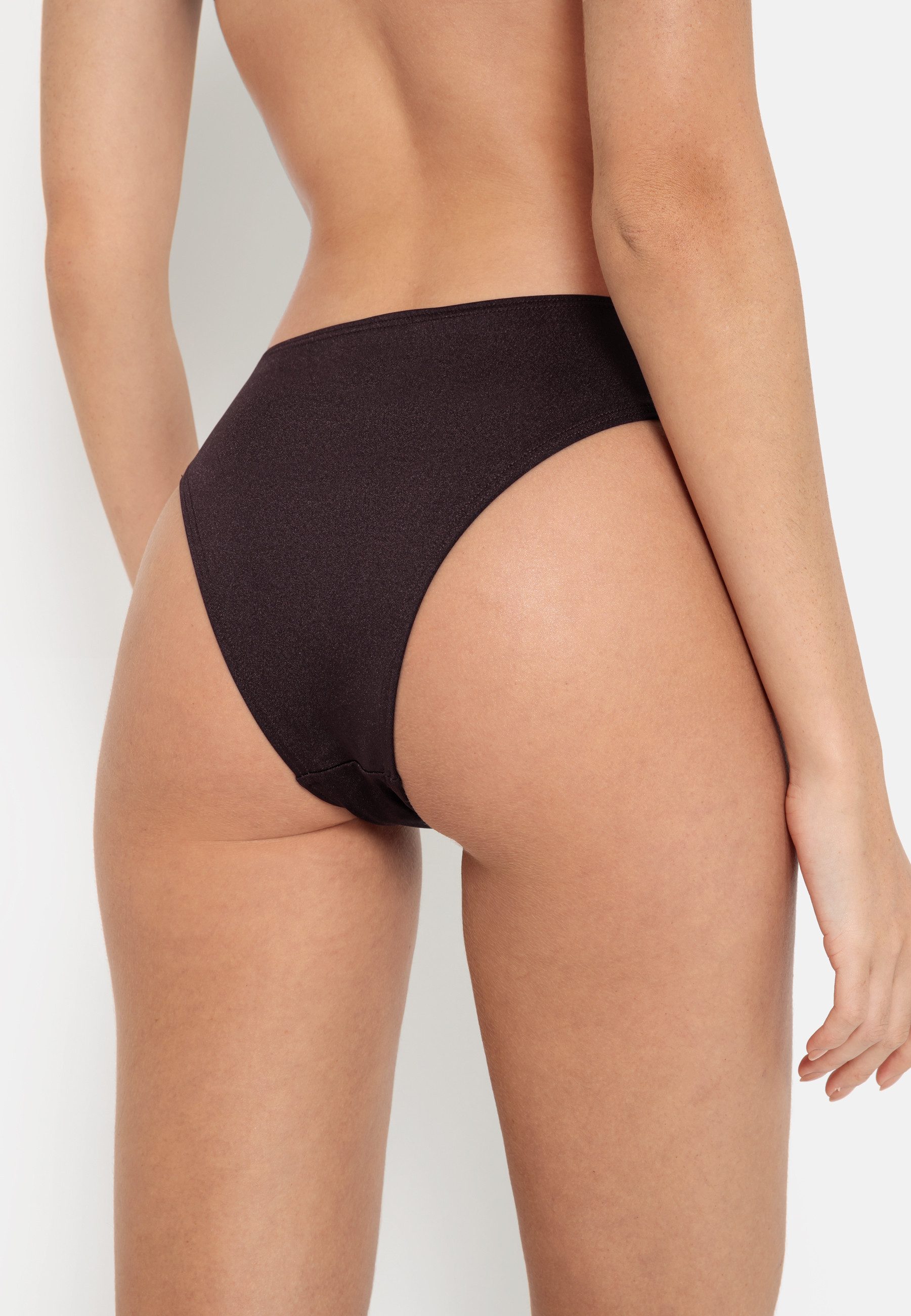 LSCN by LASCANA Bikini-Hose Nele mit glänzender Beschichtung