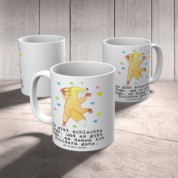 Mr. & Mrs. Panda Tasse Fuchs Bouldern - Weiß - Geschenk, Kaffeetasse, Schenken, Kletterhalle, Keramik, Langlebige Designs