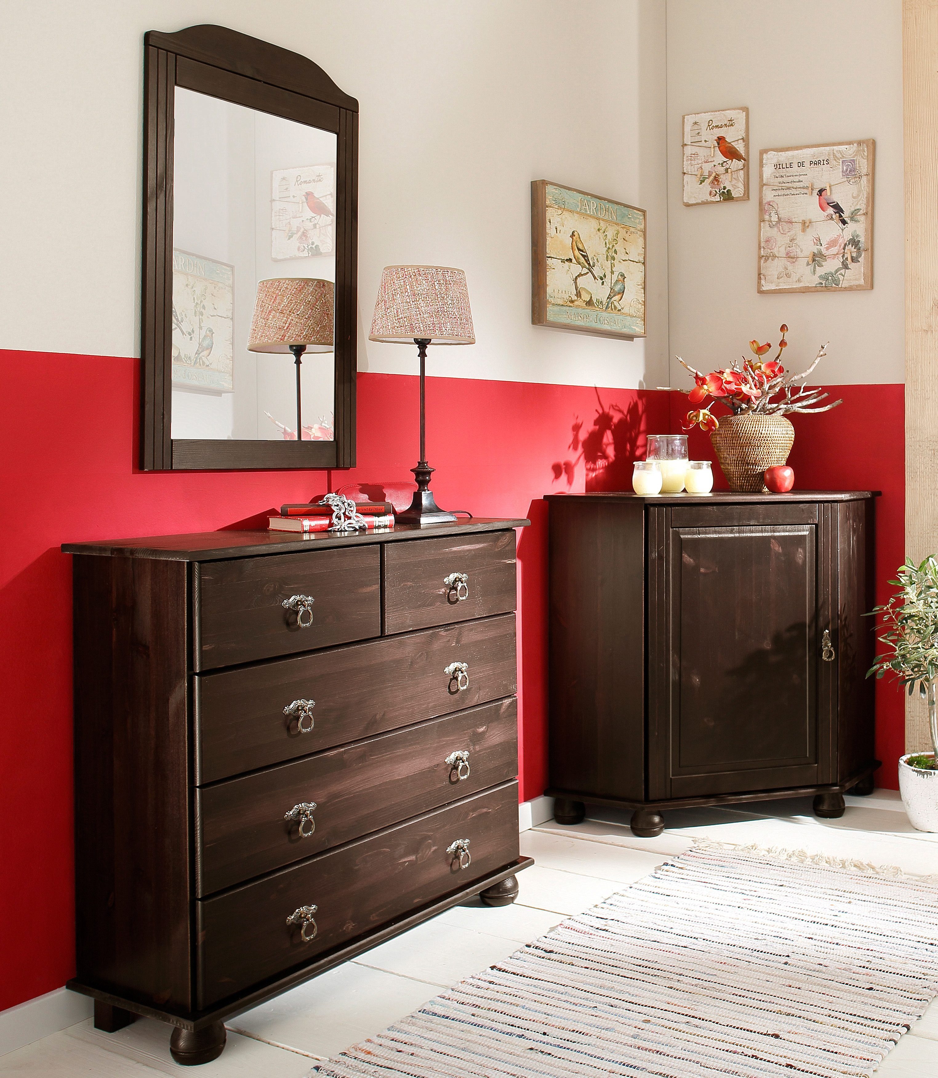 OTTO home Kommode Finca, aus massivem Kiefernholz, mit Schubladen für Stauraummöglichkeiten